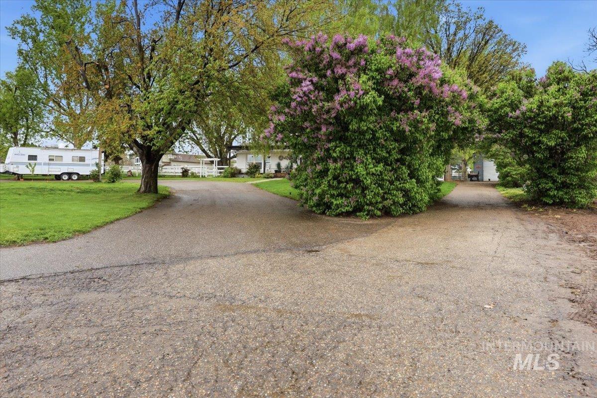 5625 Sunset Rd, Fruitland, Idaho 83619, 4 Bedrooms, 2.5 Bathrooms, Residential For Sale, Price $649,900,MLS 98981919
