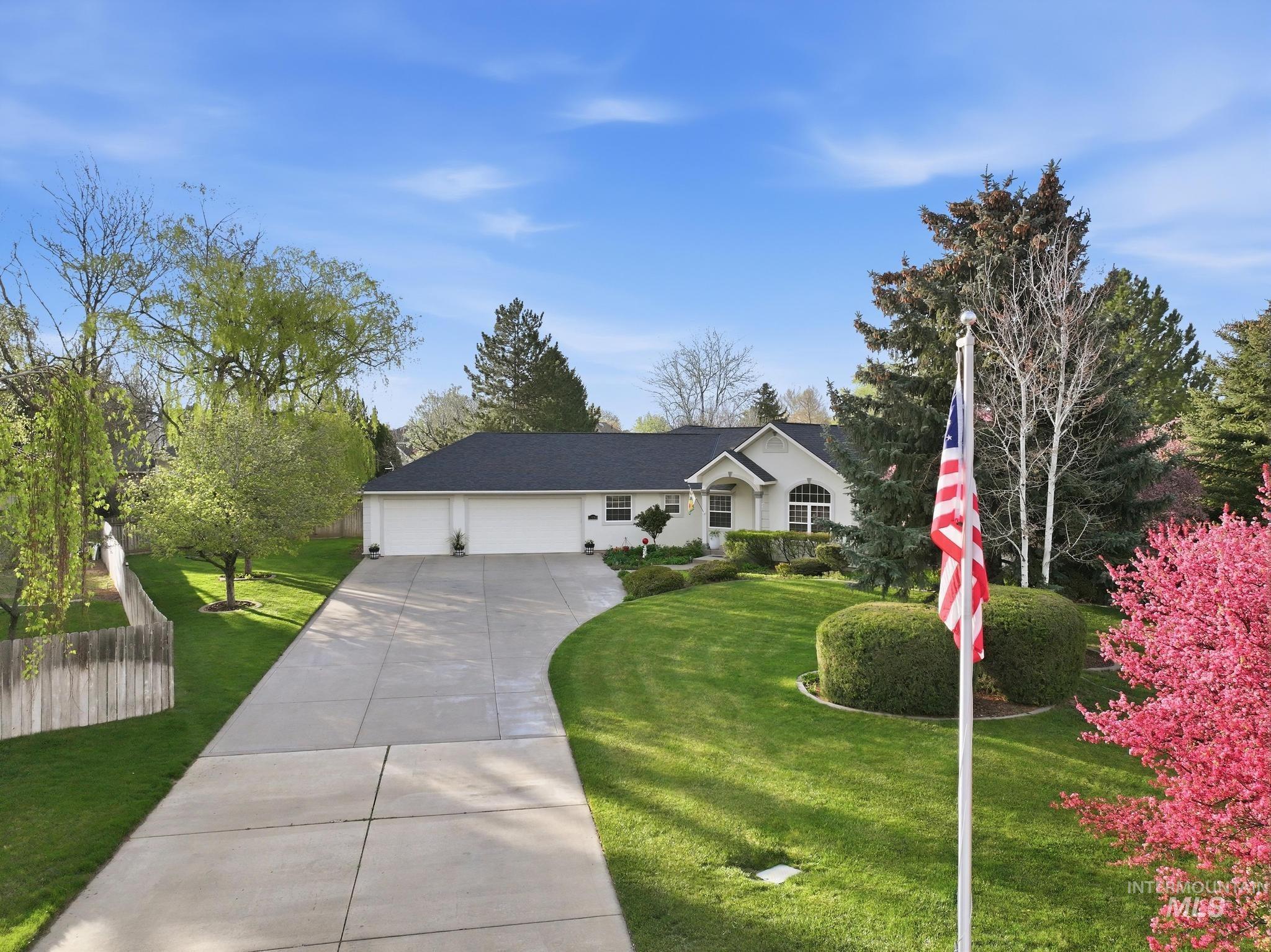 1990 Candleridge Dr, Twin Falls, Idaho 83301, 4 Bedrooms, 3 Bathrooms, Residential For Sale, Price $757,700,MLS 98981922