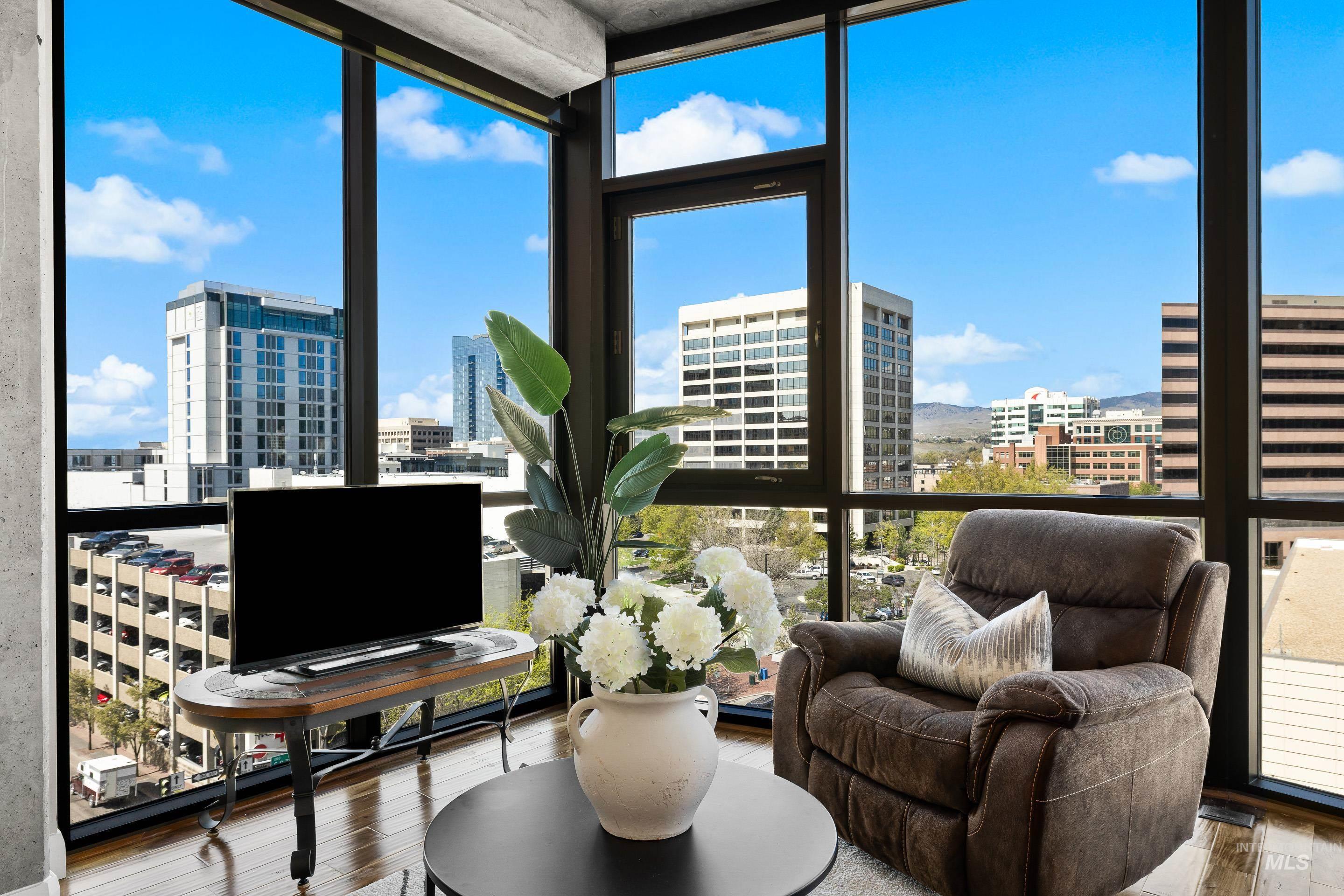 851 W Front St, Boise, Idaho 83702, 1 Bathroom, Residential For Sale, Price $429,990, 98981923