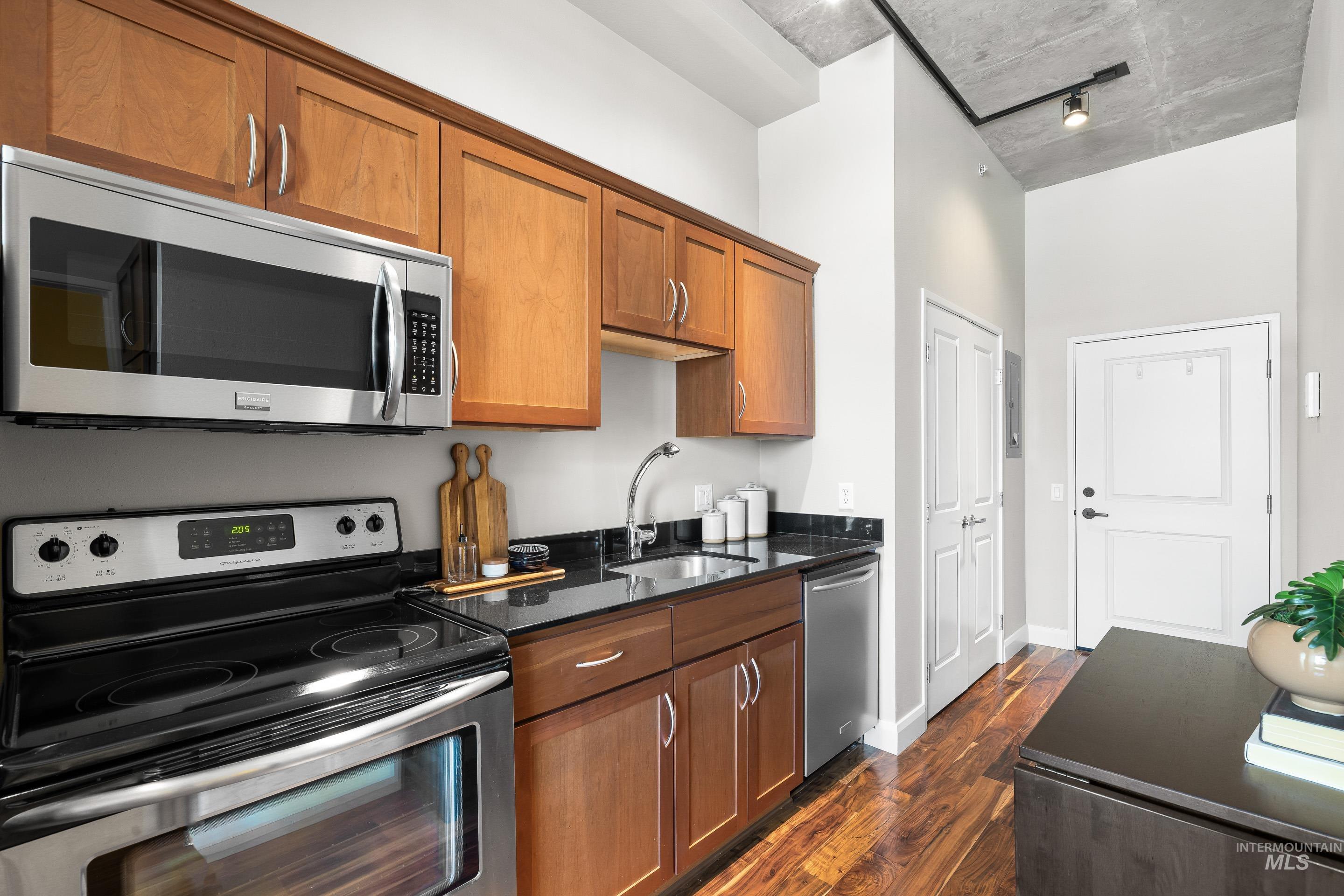 851 W Front St, Boise, Idaho 83702, 1 Bathroom, Residential For Sale, Price $429,990, 98981923