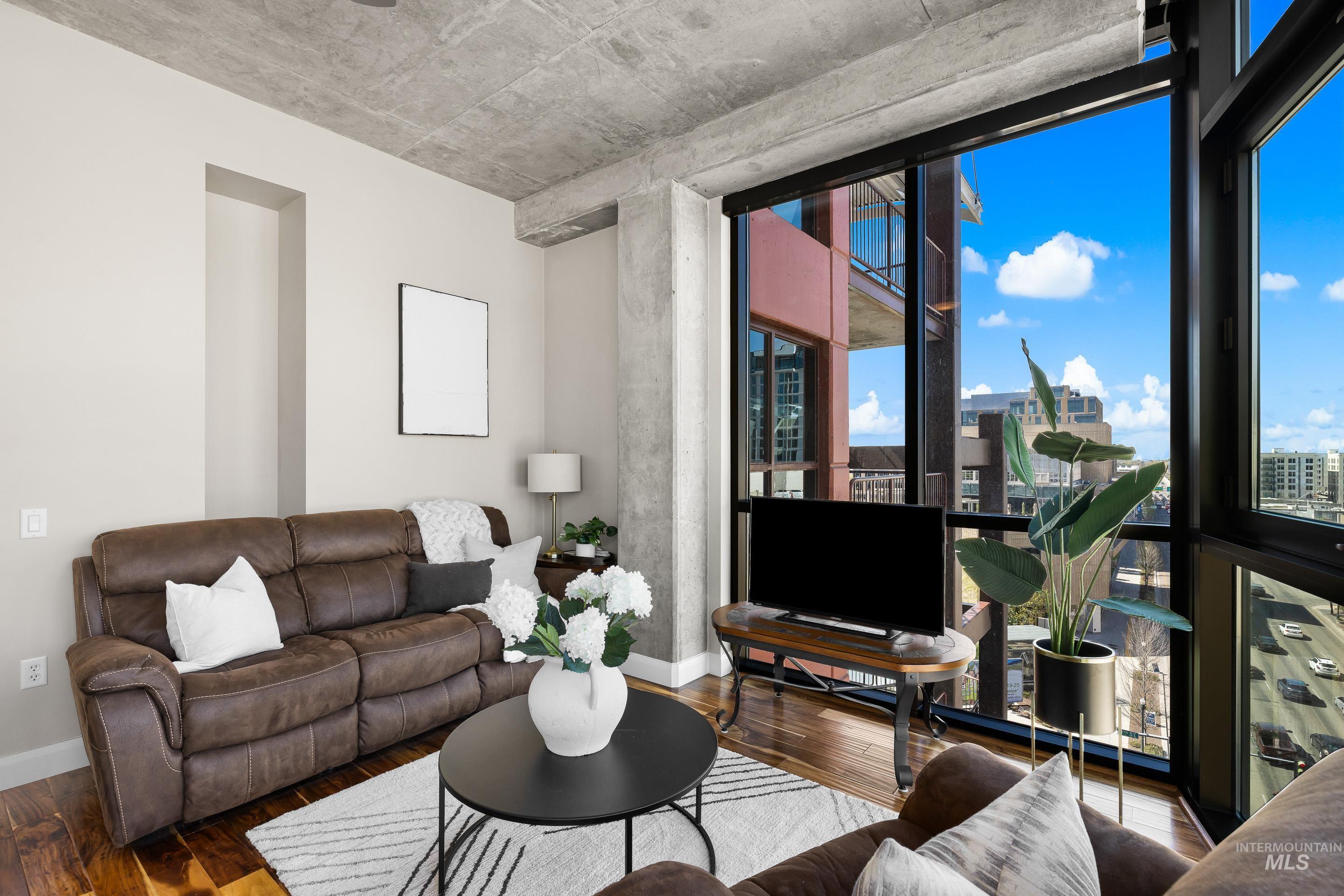 851 W Front St, Boise, Idaho 83702, 1 Bathroom, Residential For Sale, Price $429,990, 98981923