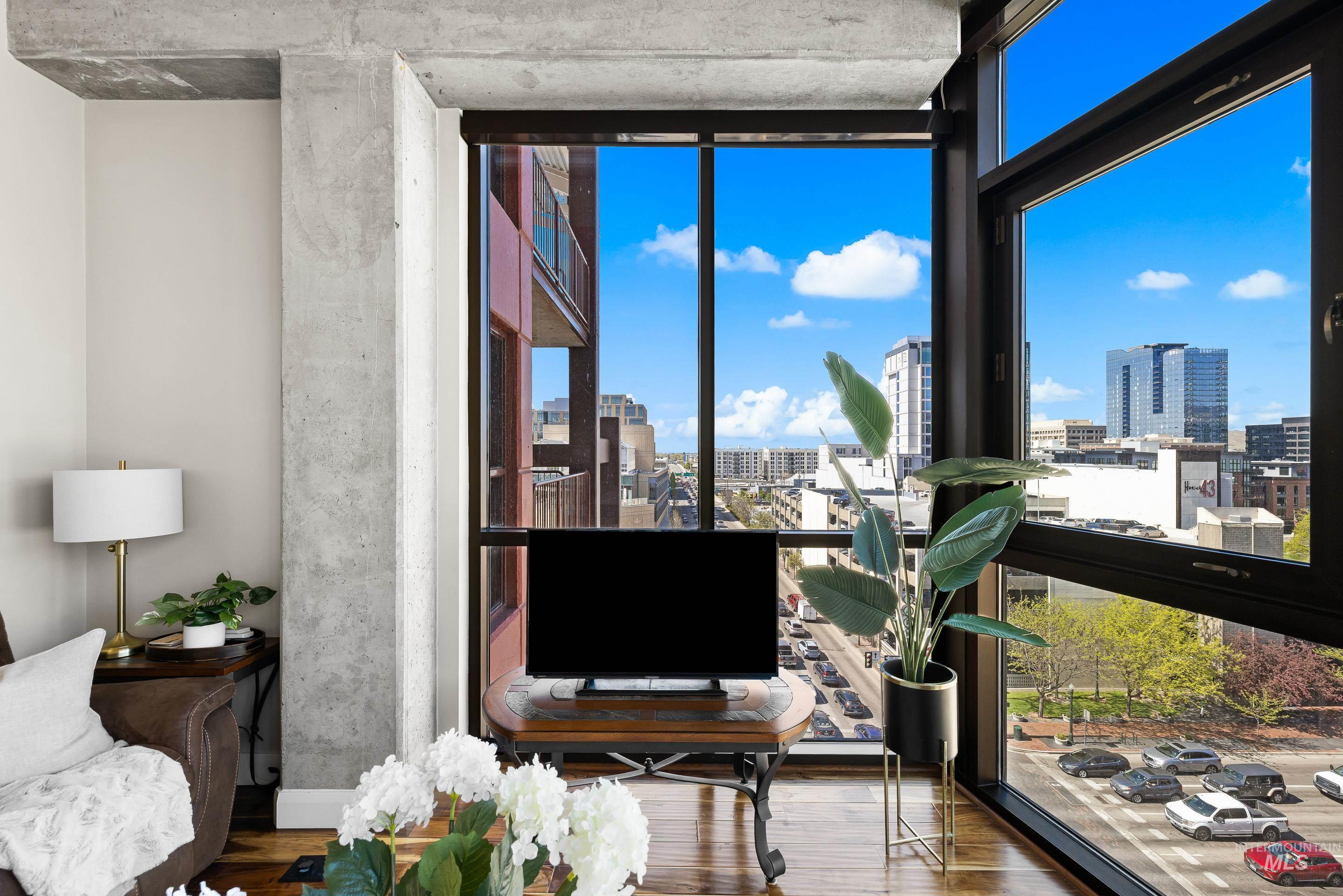 851 W Front St, Boise, Idaho 83702, 1 Bathroom, Residential For Sale, Price $429,990, 98981923