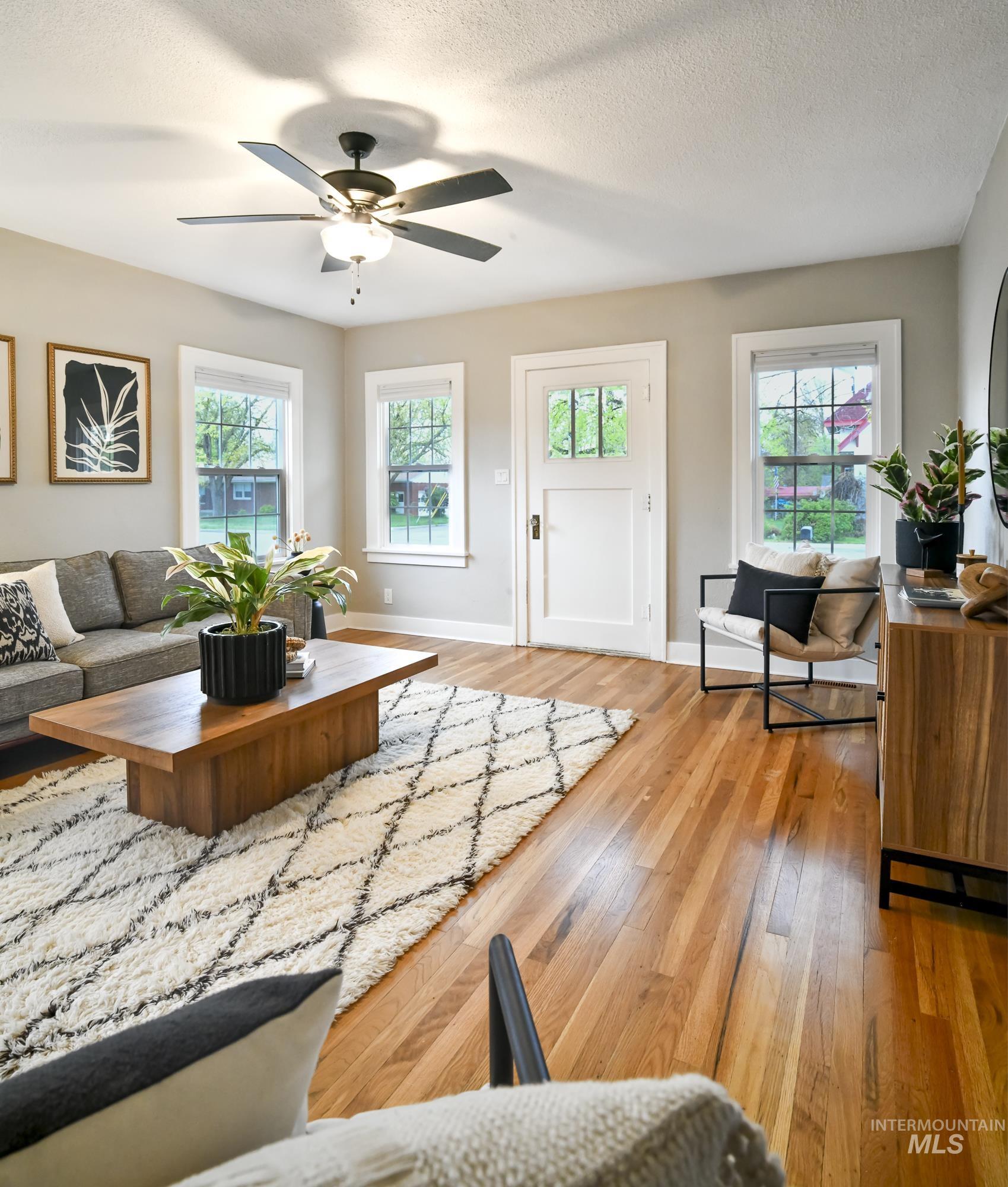 2204 N 28Th St, Boise, Idaho 83703-5608, 1 Bedroom, 1 Bathroom, Residential For Sale, Price $495,000, 98981929