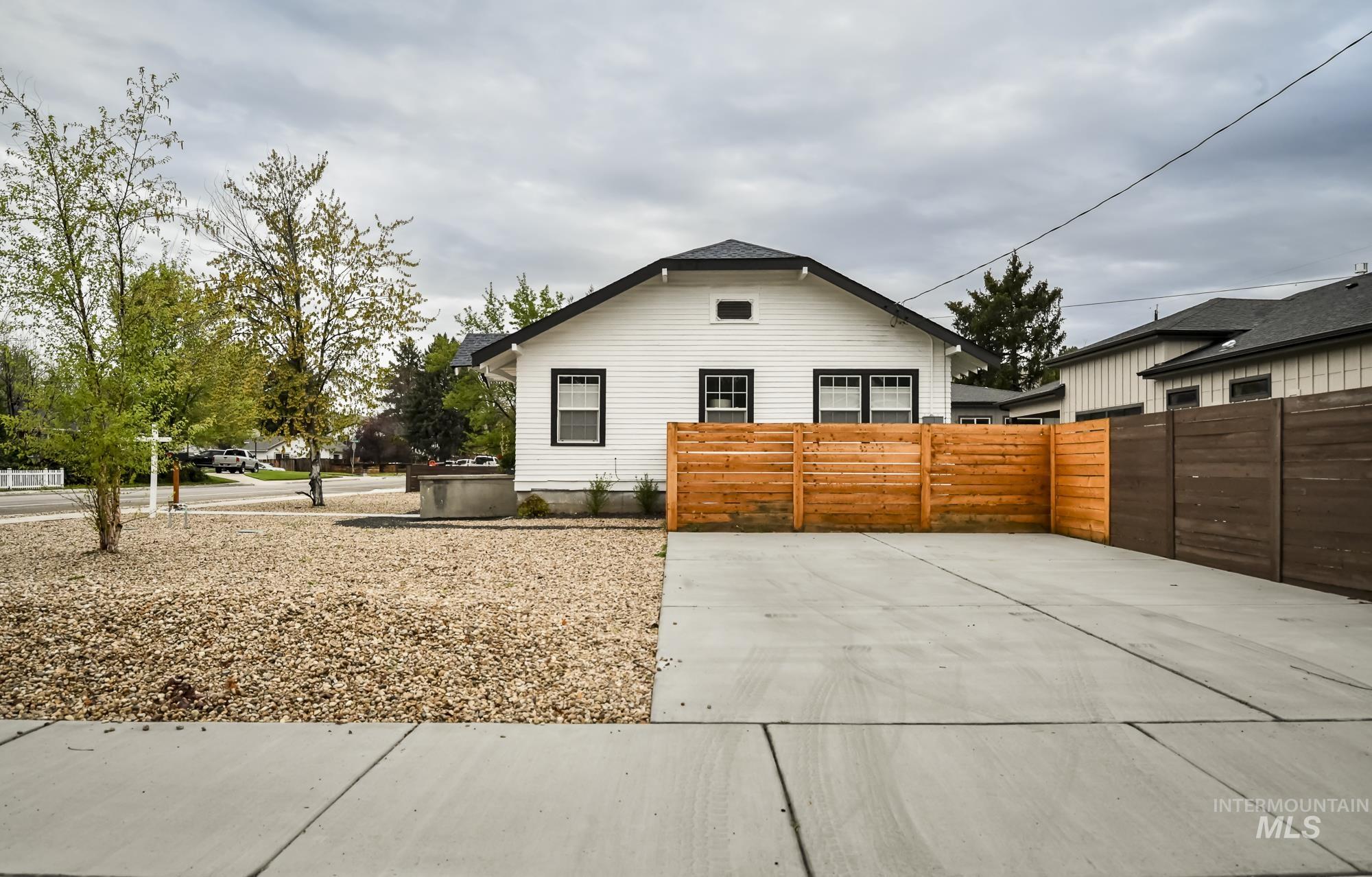 2204 N 28Th St, Boise, Idaho 83703-5608, 1 Bedroom, 1 Bathroom, Residential For Sale, Price $495,000, 98981929