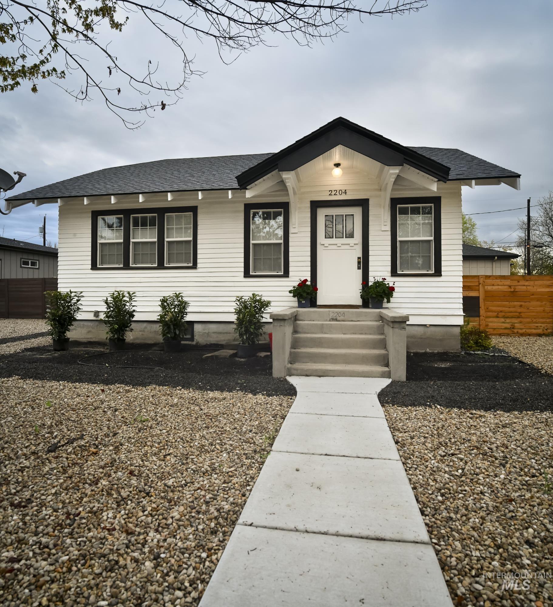 2204 N 28Th St, Boise, Idaho 83703-5608, 1 Bedroom, 1 Bathroom, Residential For Sale, Price $495,000, 98981929