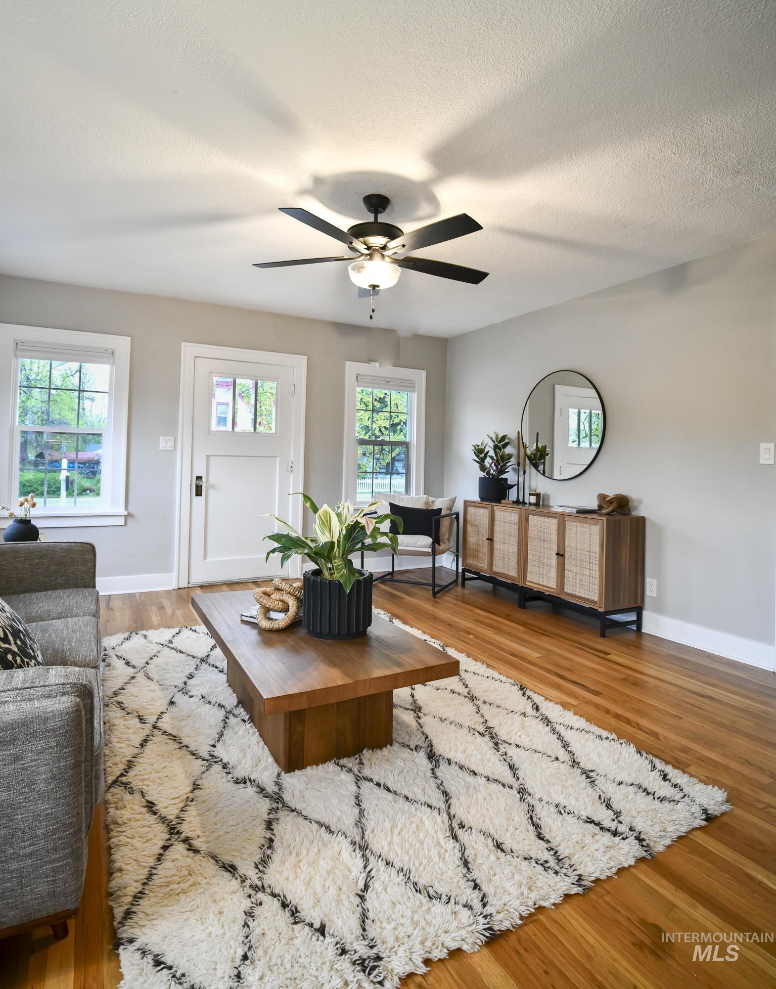 2204 N 28Th St, Boise, Idaho 83703-5608, 1 Bedroom, 1 Bathroom, Residential For Sale, Price $495,000, 98981929