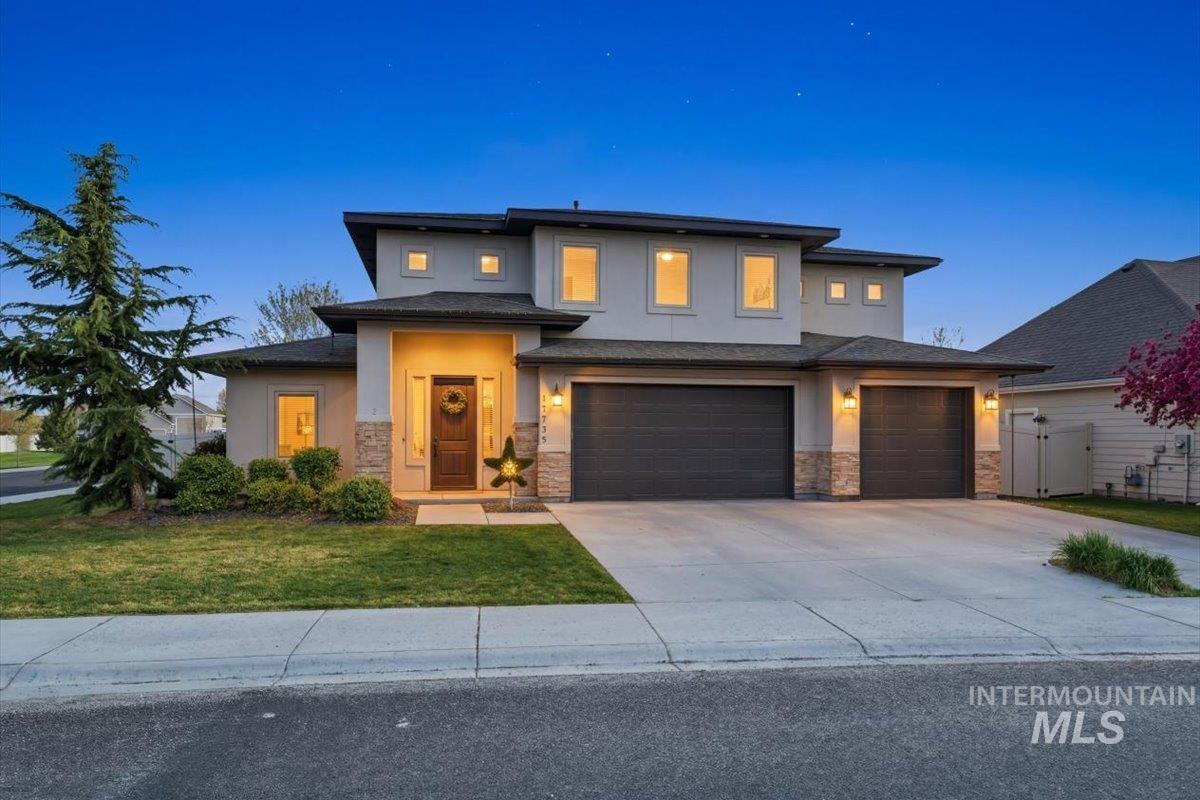 11735 W Carlisle Bay Dr, Star, Idaho 83669, 4 Bedrooms, 2.5 Bathrooms, Residential For Sale, Price $777,000,MLS 98981942