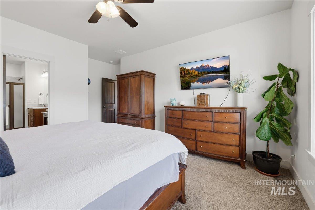 11735 W Carlisle Bay Dr, Star, Idaho 83669, 4 Bedrooms, 2.5 Bathrooms, Residential For Sale, Price $749,900,MLS 98981942