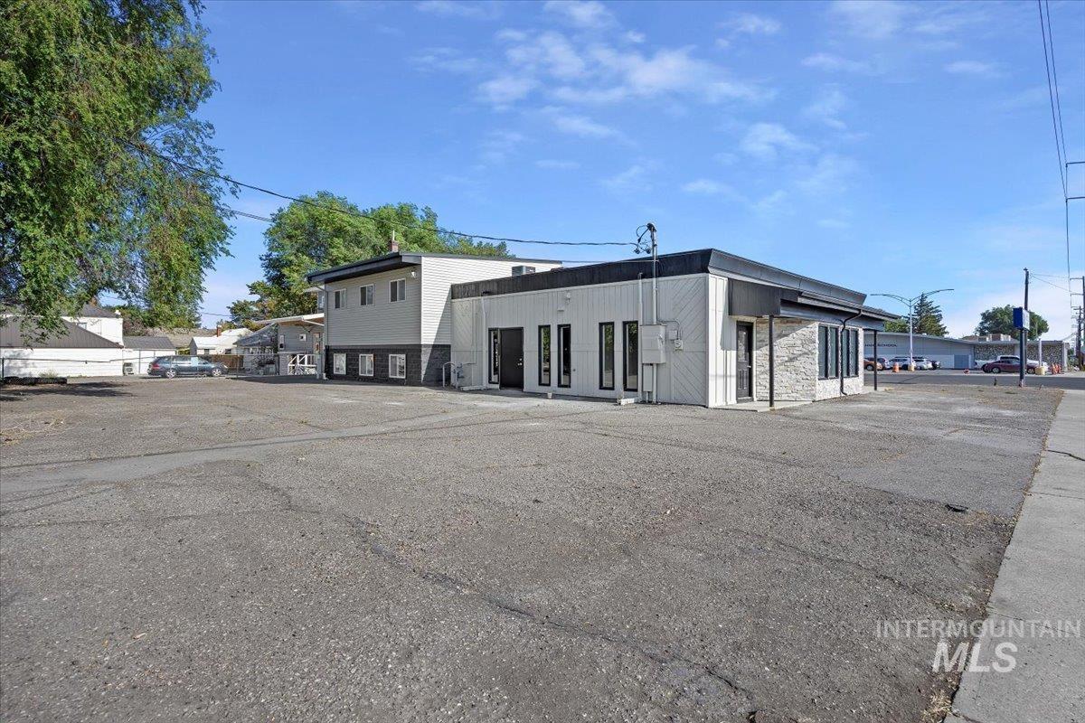 507 Main Ave W, Twin Falls, Idaho 83301, Business/Commercial For Sale, Price $9,000,MLS 98981950