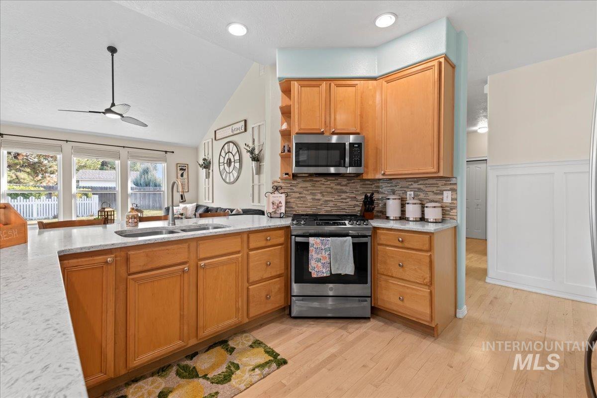 6326 N Talcrest Place, Boise, Idaho 83713, 4 Bedrooms, 2.5 Bathrooms, Residential For Sale, Price $615,000, 98981958