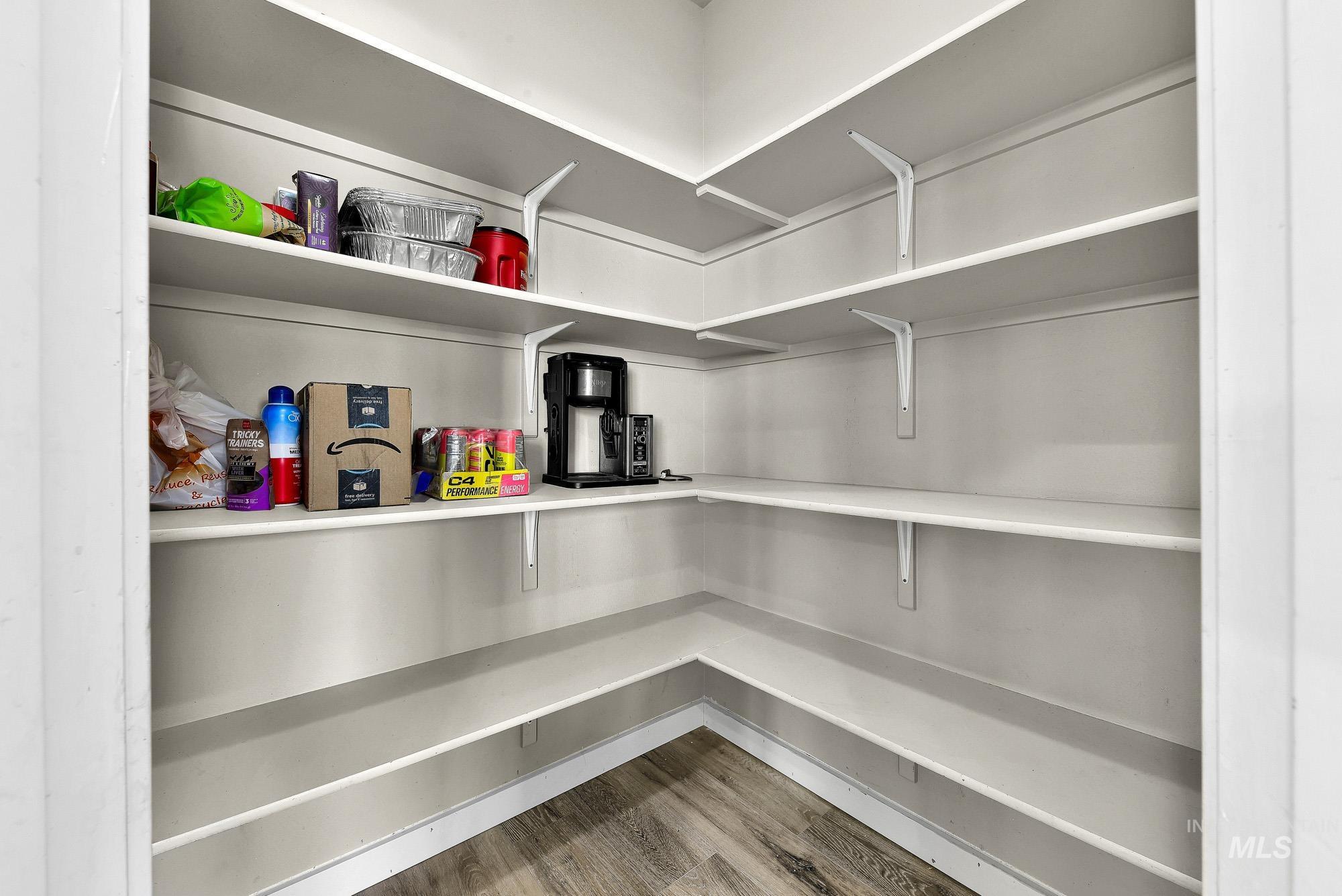 1935 S Sandcrest Way, Nampa, Idaho 83686, 4 Bedrooms, 2.5 Bathrooms, Residential For Sale, Price $499,900, 98981963