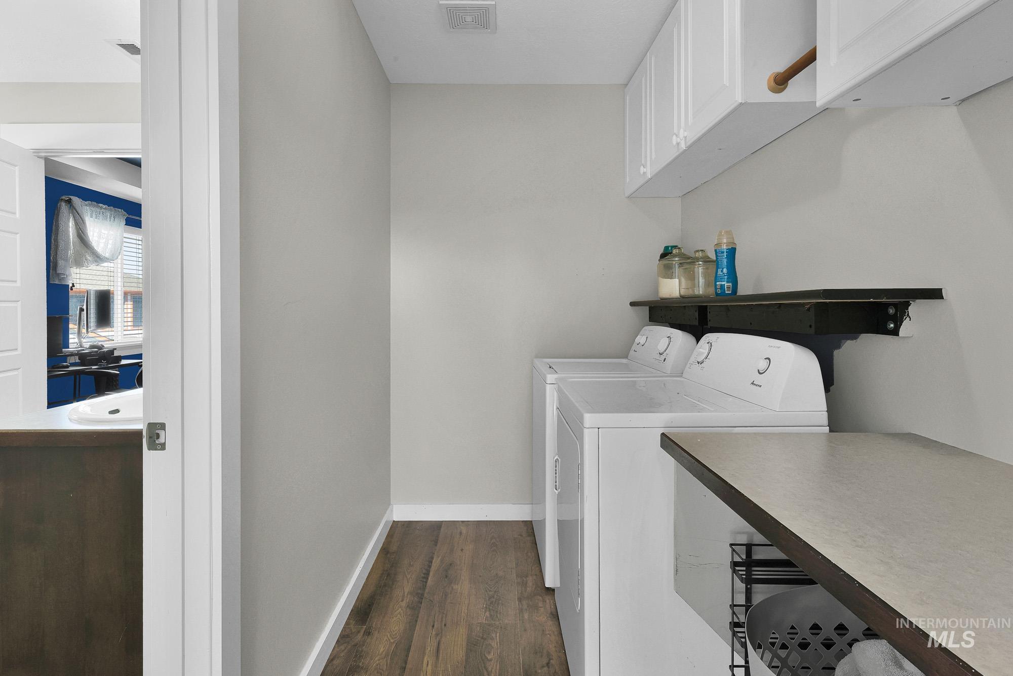 1935 S Sandcrest Way, Nampa, Idaho 83686, 4 Bedrooms, 2.5 Bathrooms, Residential For Sale, Price $499,900, 98981963