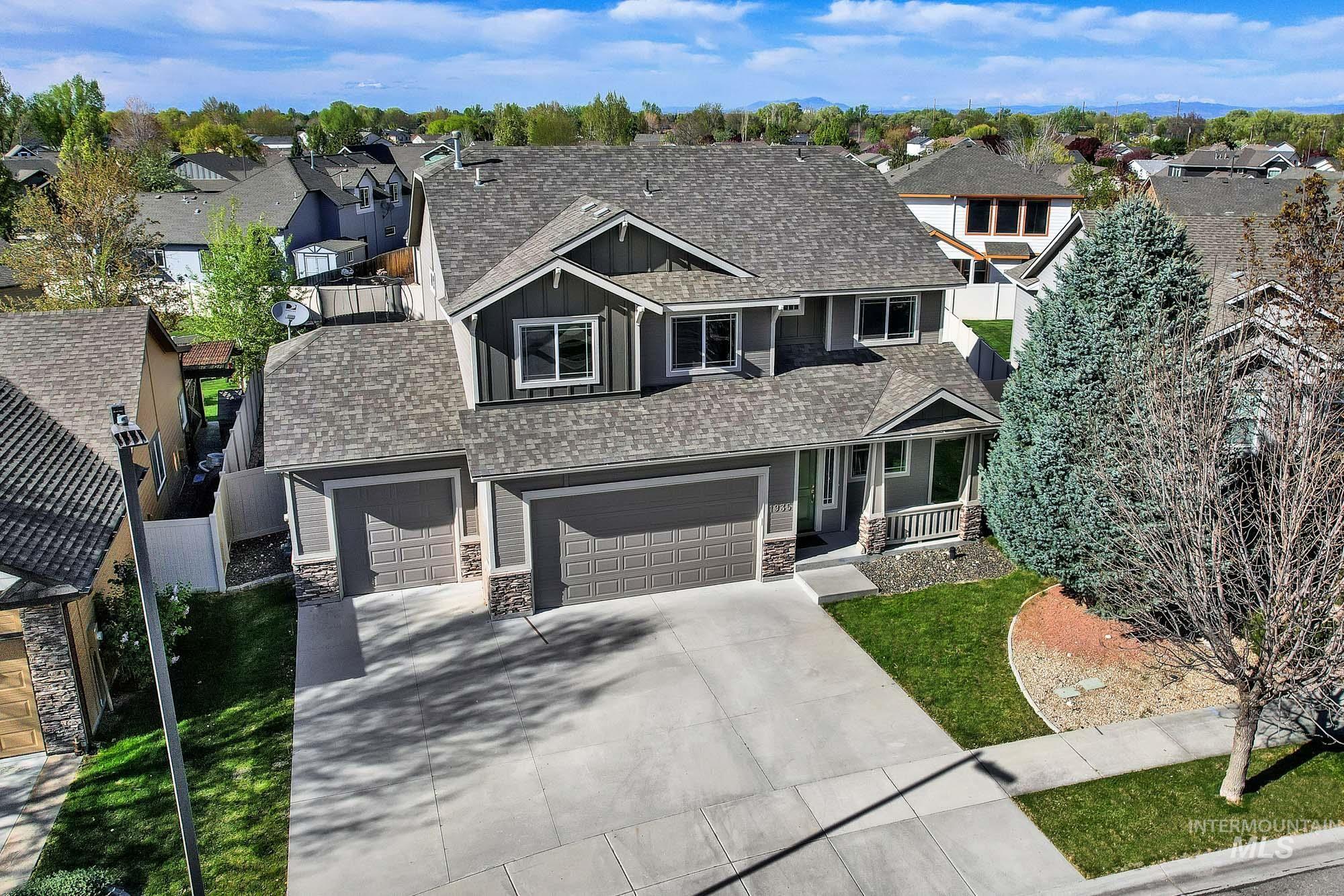 1935 S Sandcrest Way, Nampa, Idaho 83686, 4 Bedrooms, 2.5 Bathrooms, Residential For Sale, Price $499,900, 98981963