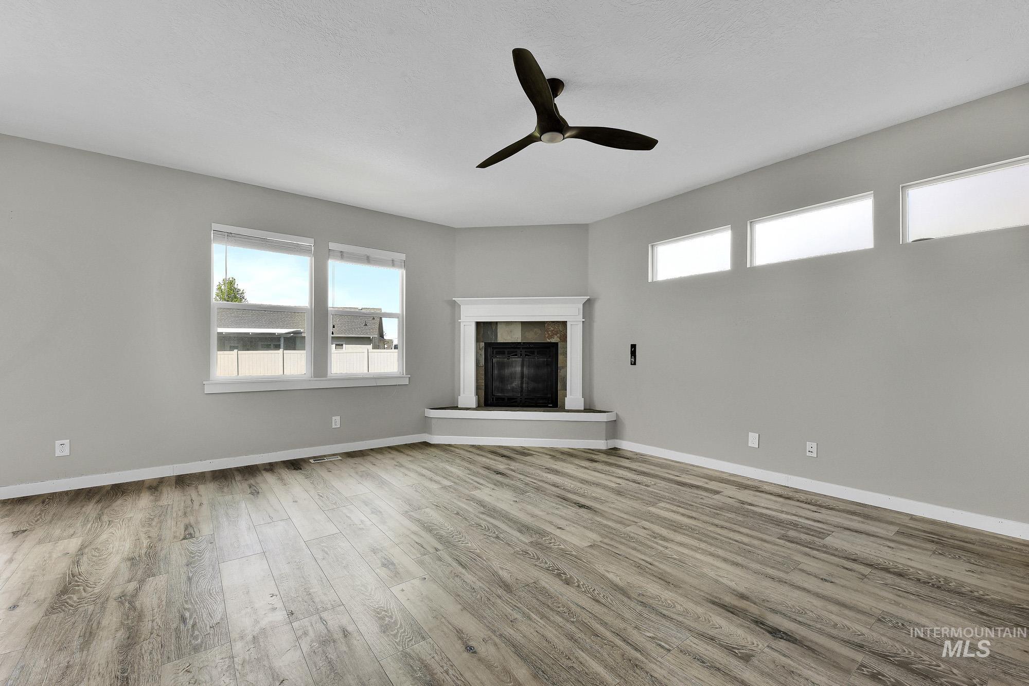 1935 S Sandcrest Way, Nampa, Idaho 83686, 4 Bedrooms, 2.5 Bathrooms, Residential For Sale, Price $480,000, 98981963