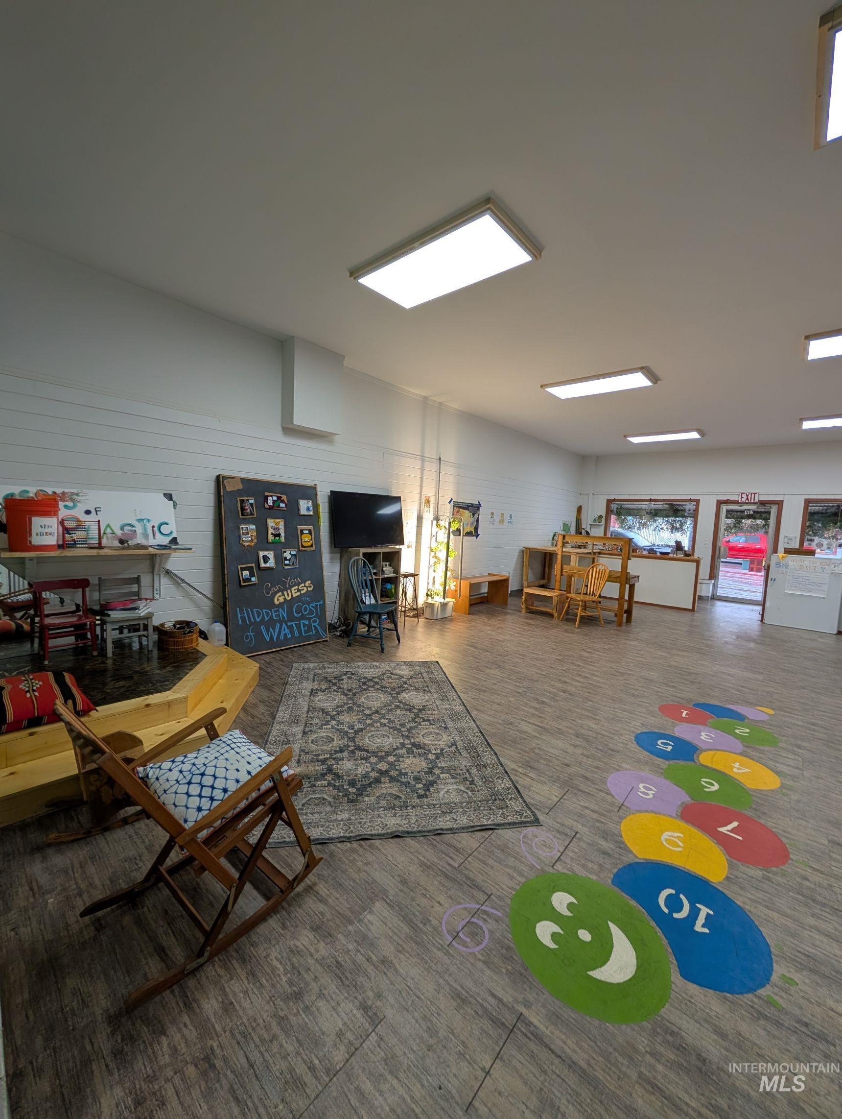 413 Main Street, Kamiah, Idaho 83536, 2 Bedrooms, 1 Bathroom, Residential For Sale, Price $250,000,MLS 98981965