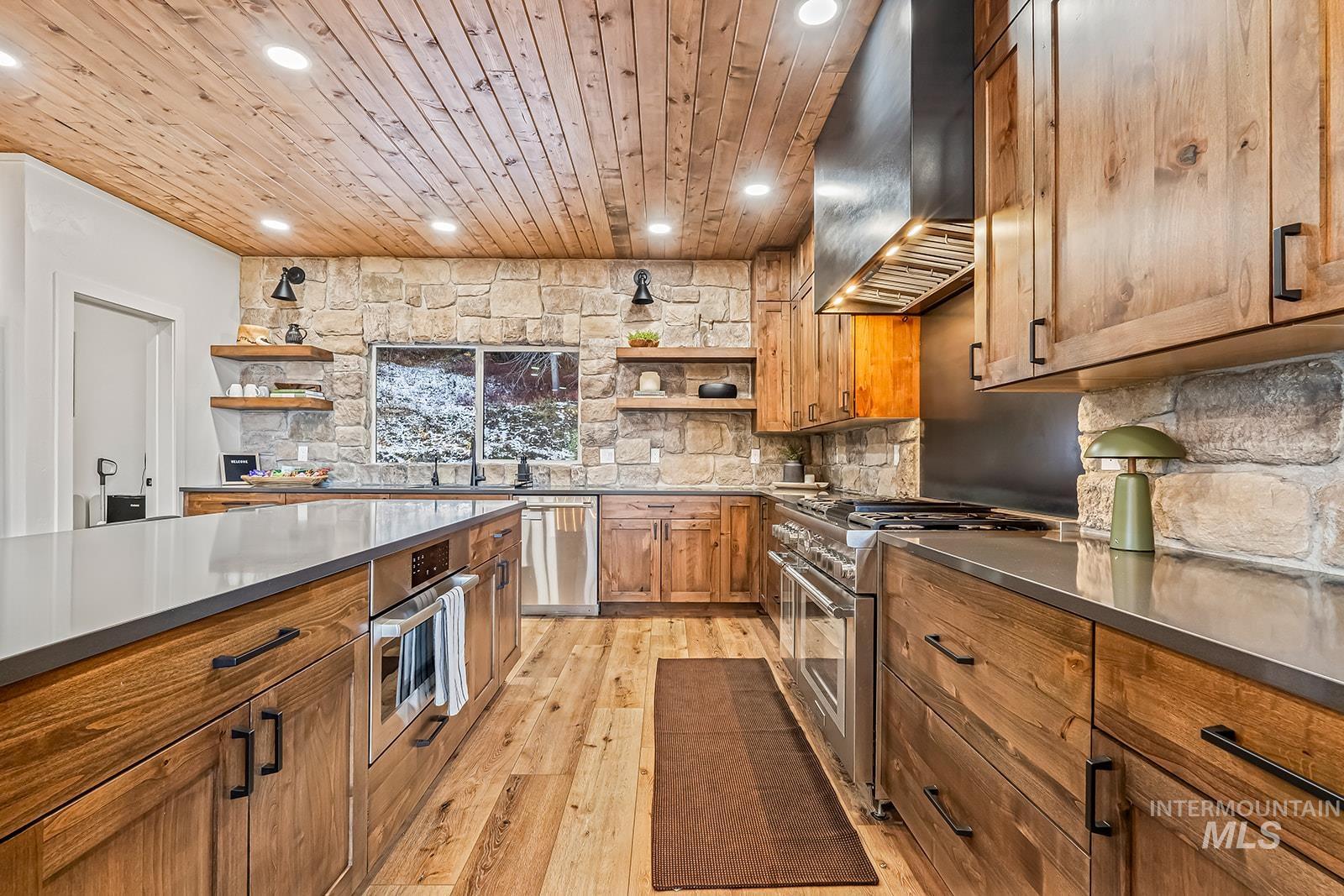 1505 Bear Rock Trail, Donnelly, Idaho 83615, 5 Bedrooms, 5.5 Bathrooms, Residential For Sale, Price $3,490,000,MLS 98981966