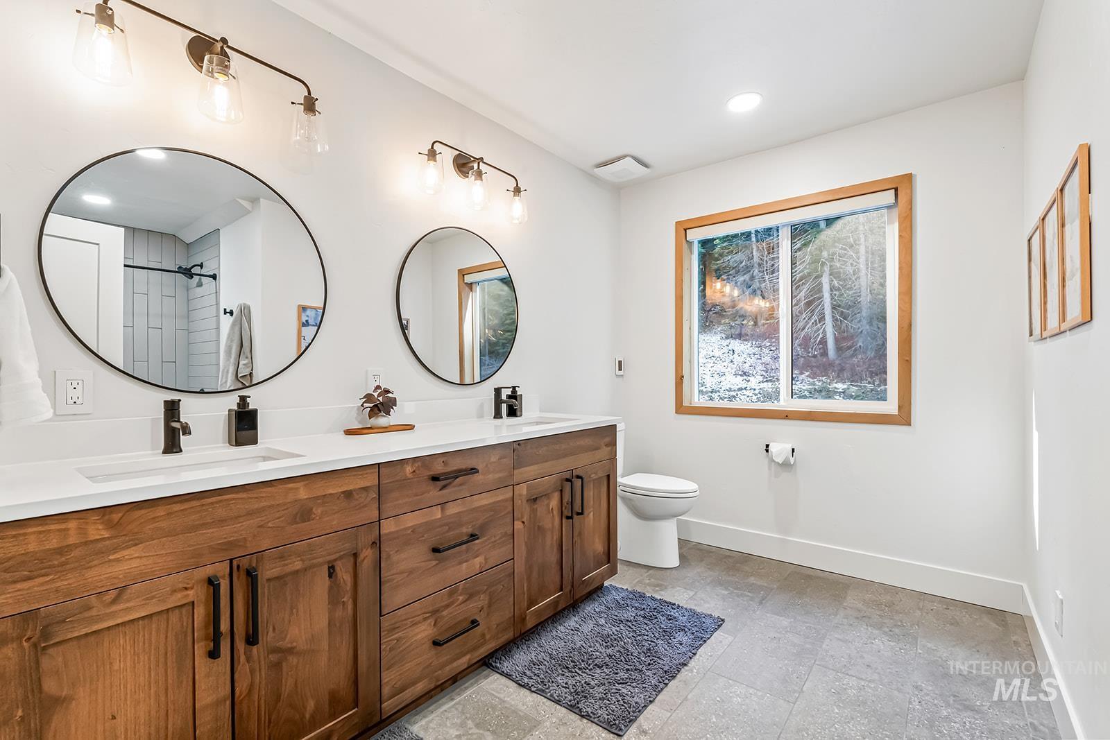 1505 Bear Rock Trail, Donnelly, Idaho 83615, 5 Bedrooms, 5.5 Bathrooms, Residential For Sale, Price $3,490,000,MLS 98981966