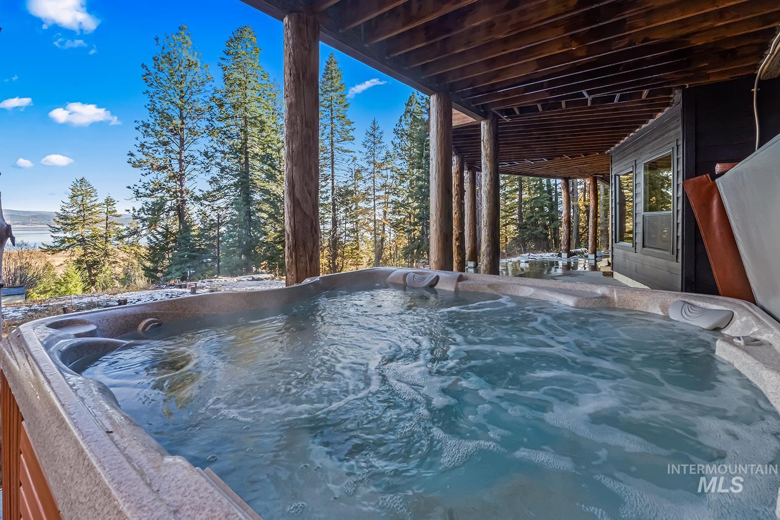 1505 Bear Rock Trail, Donnelly, Idaho 83615, 5 Bedrooms, 5.5 Bathrooms, Residential For Sale, Price $3,490,000,MLS 98981966
