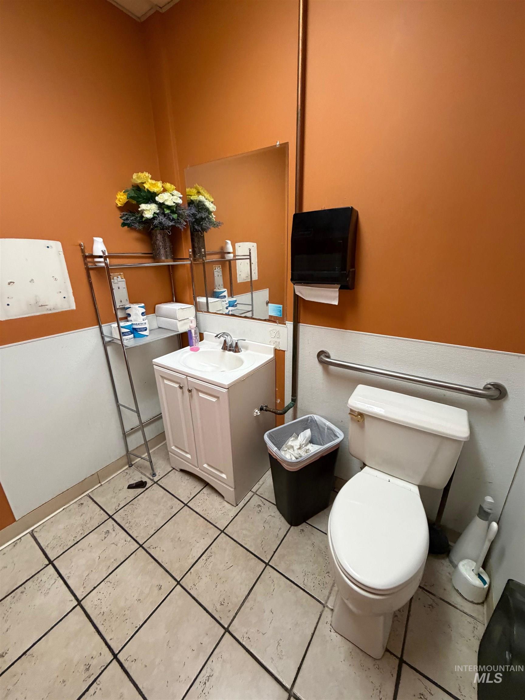 828 W Idaho Street, Boise, Idaho 83702, Business/Commercial For Sale, Price $0, 98981970