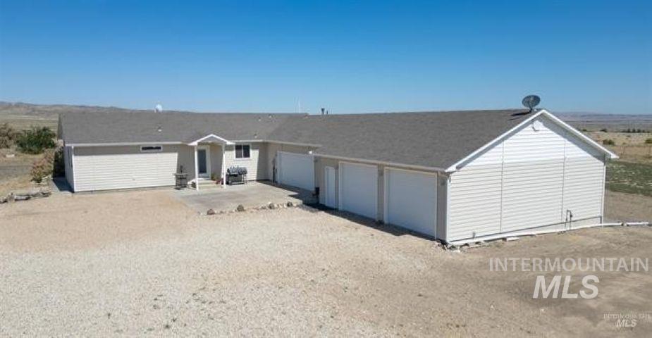 15408 WAR EAGLE RD, Murphy, Idaho 83650, 3 Bedrooms, 2 Bathrooms, Residential For Sale, Price $694,900,MLS 98981983
