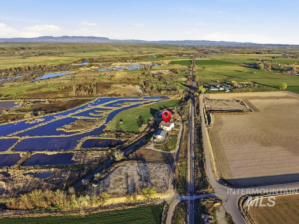 6260 Blaine Rd, New Plymouth, Idaho 83655, 2 Bedrooms, 1 Bathroom, Residential For Sale, Price $625,000, 98981987