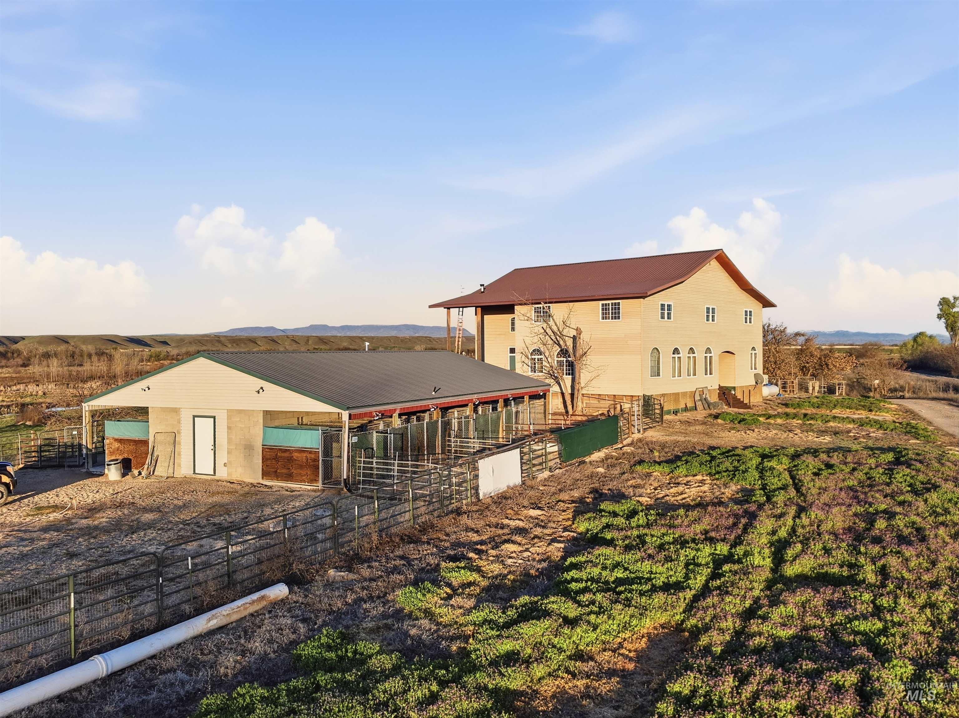 6260 Blaine Rd, New Plymouth, Idaho 83655, 2 Bedrooms, 1 Bathroom, Residential For Sale, Price $625,000, 98981987