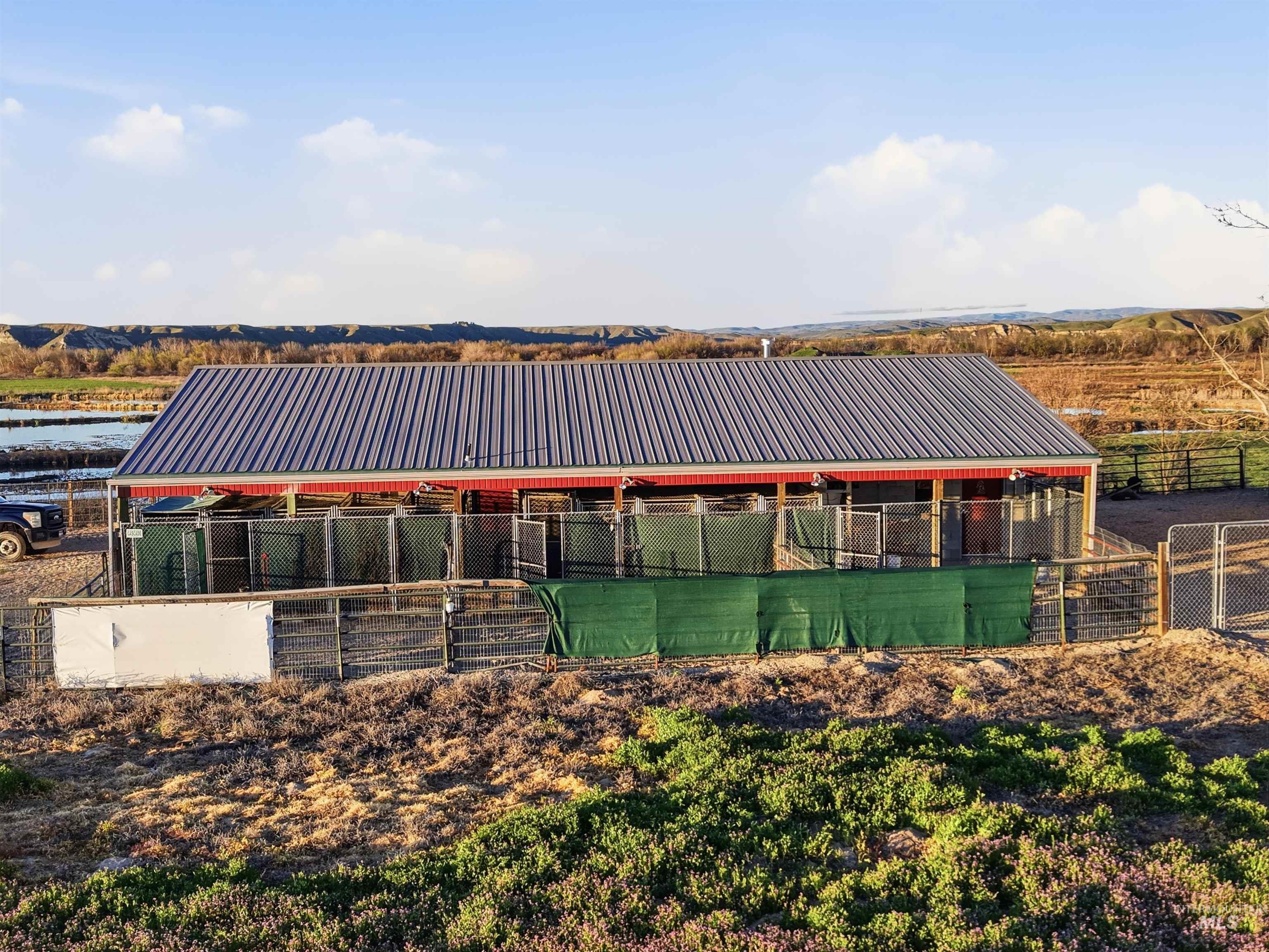 6260 Blaine Rd, New Plymouth, Idaho 83655, 2 Bedrooms, 1 Bathroom, Residential For Sale, Price $625,000, 98981987