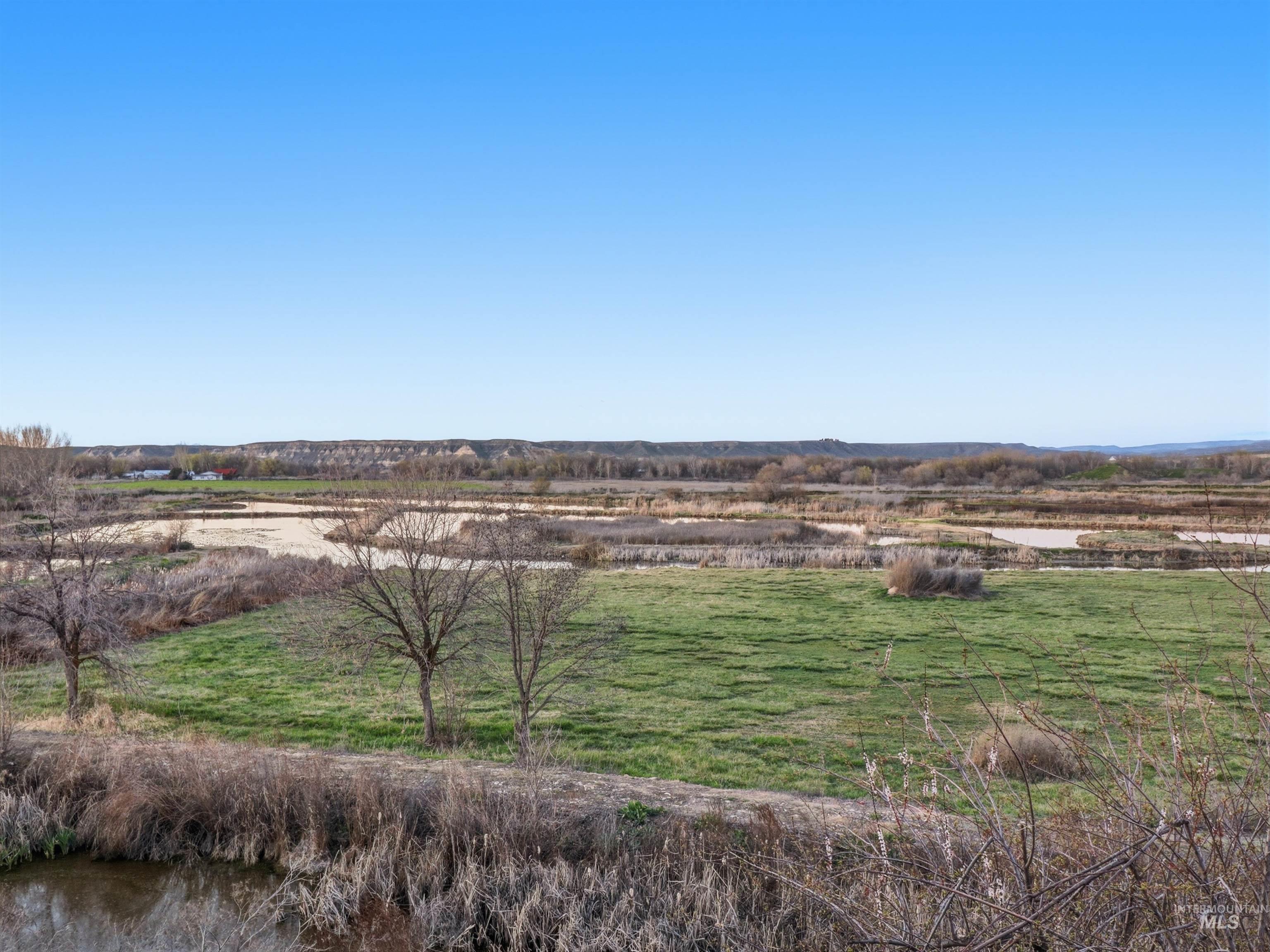 6260 Blaine Rd, New Plymouth, Idaho 83655, 2 Bedrooms, 1 Bathroom, Residential For Sale, Price $625,000, 98981987