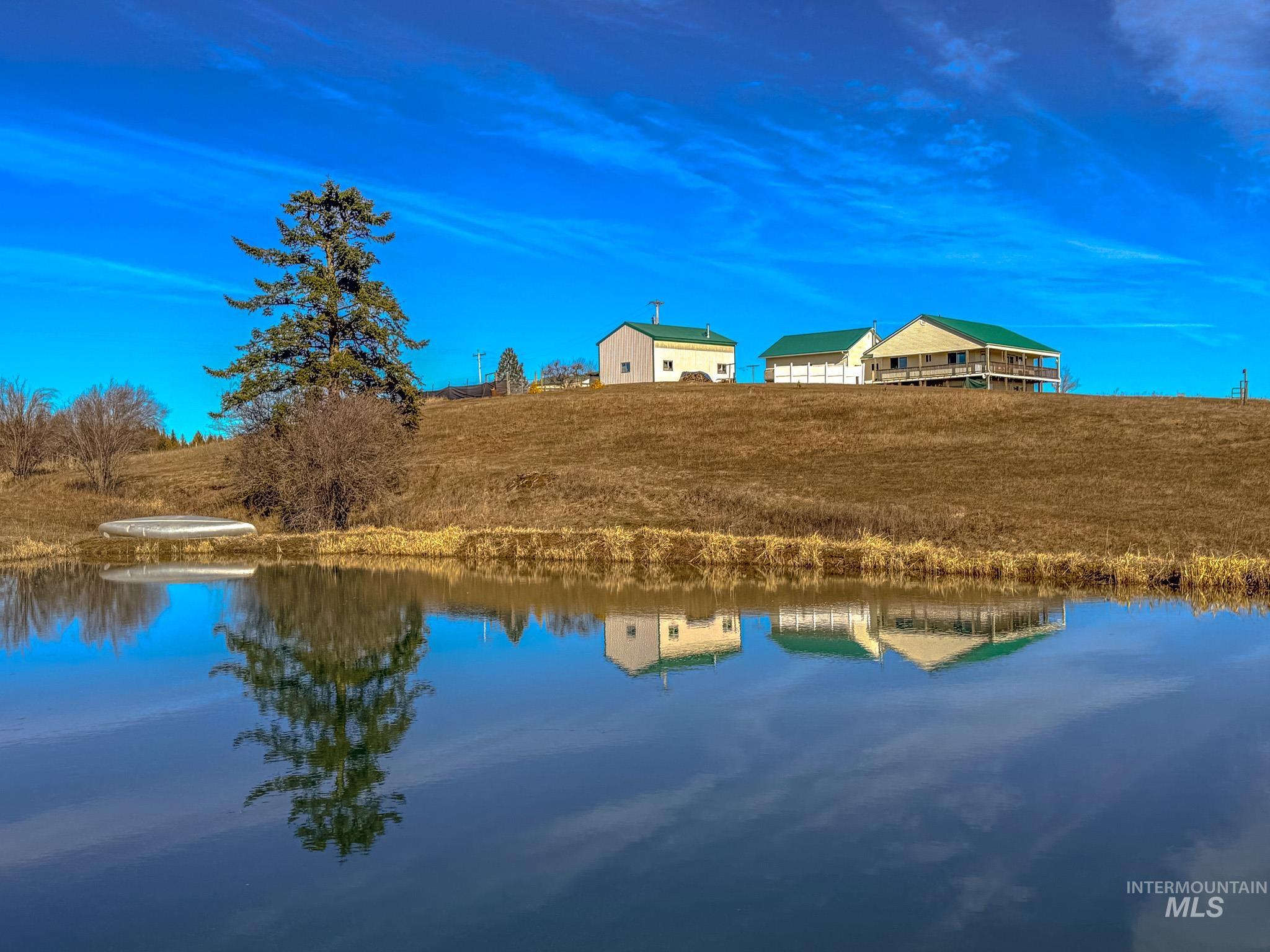 5404 Freeman Creek Rd, Lenore, Idaho 83541, 3 Bedrooms, 3 Bathrooms, Residential For Sale, Price $949,000, 98981990