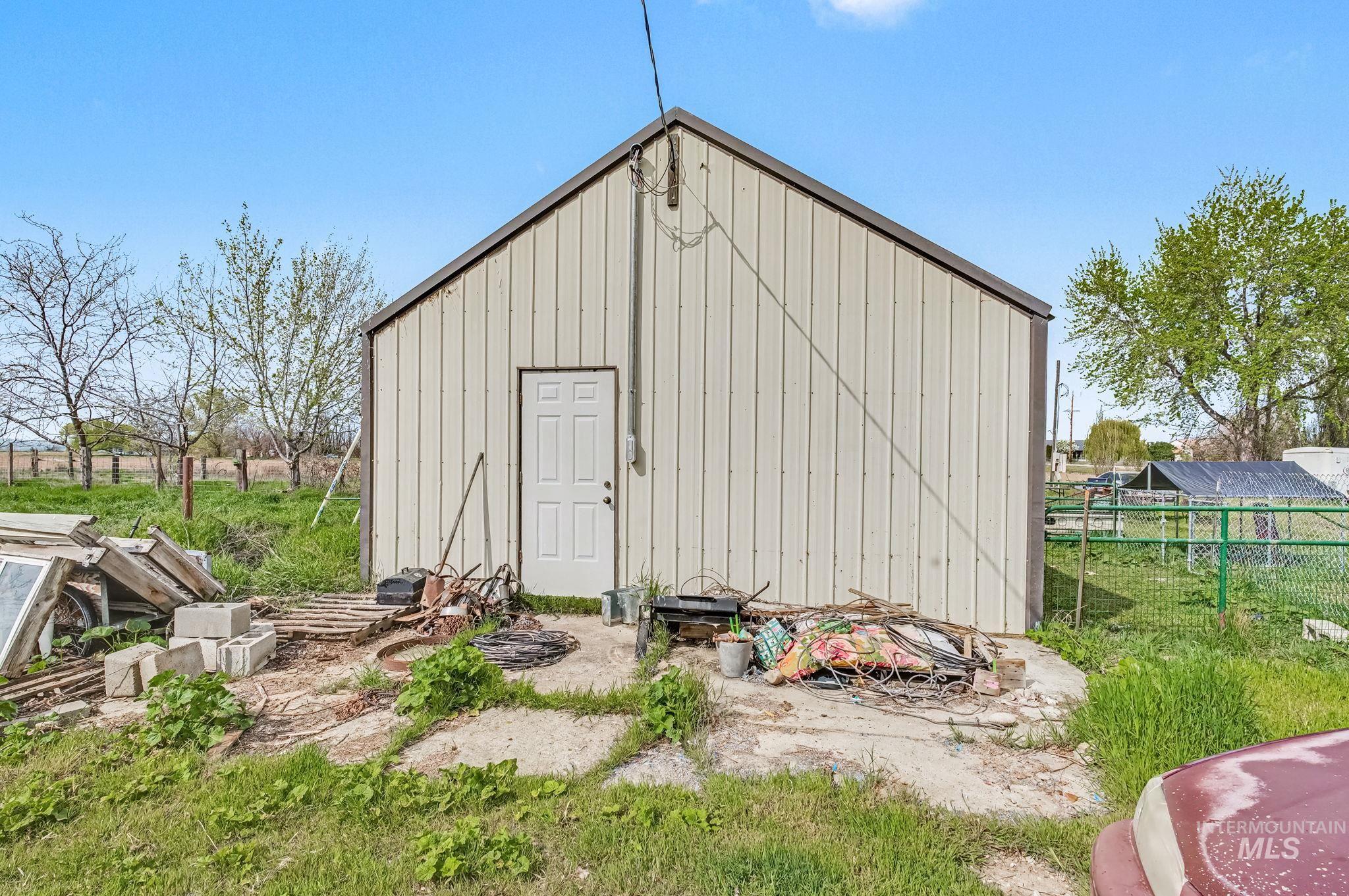 3505 W Idaho Blvd, Emmett, Idaho 83617, 4 Bedrooms, 3 Bathrooms, Farm & Ranch For Sale, Price $999,000, 98981991