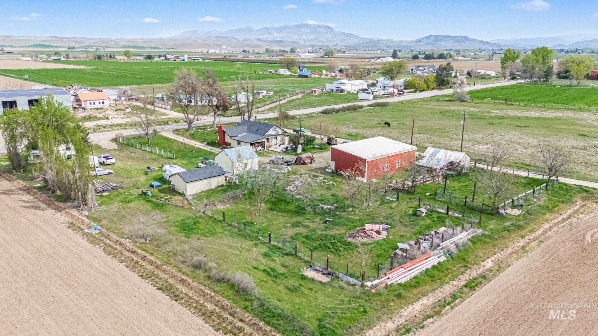 3505 W Idaho Blvd, Emmett, Idaho 83617, 4 Bedrooms, 3 Bathrooms, Farm & Ranch For Sale, Price $999,000, 98981991