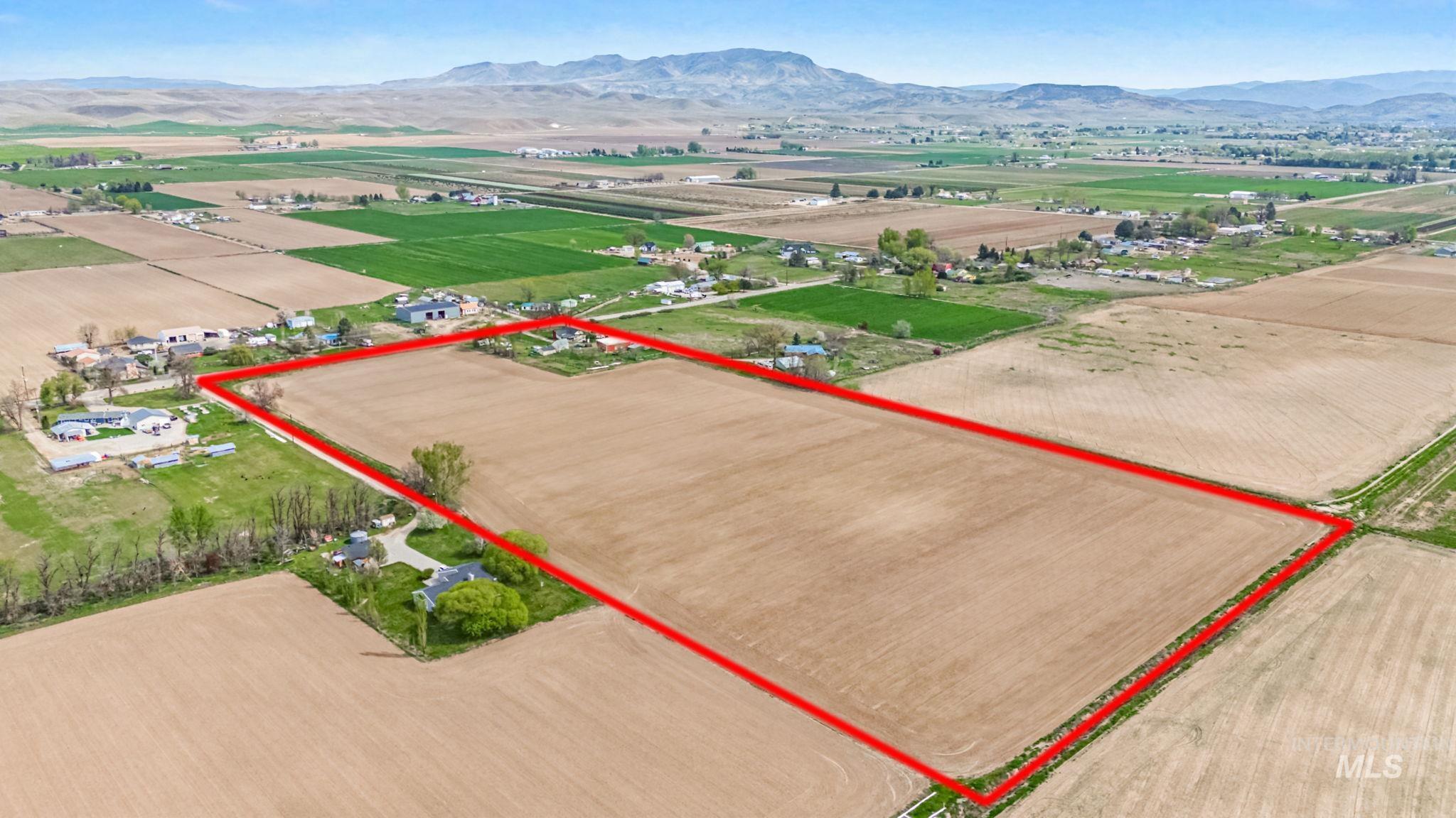 3505 W Idaho Blvd, Emmett, Idaho 83617, 4 Bedrooms, 3 Bathrooms, Farm & Ranch For Sale, Price $999,000, 98981991