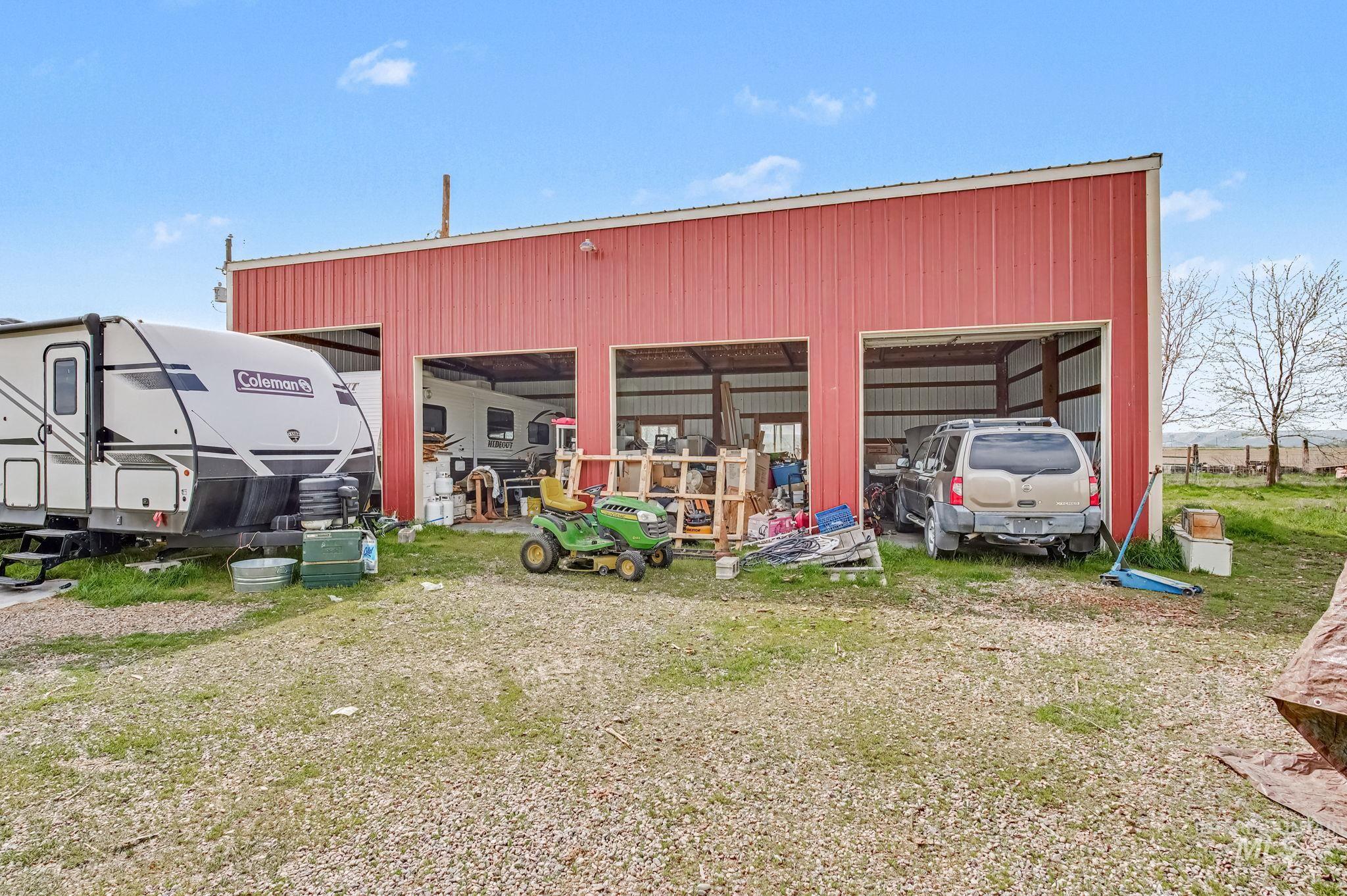 3505 W Idaho Blvd, Emmett, Idaho 83617, 4 Bedrooms, 4 Bathrooms, Residential For Sale, Price $999,000,MLS 98981992