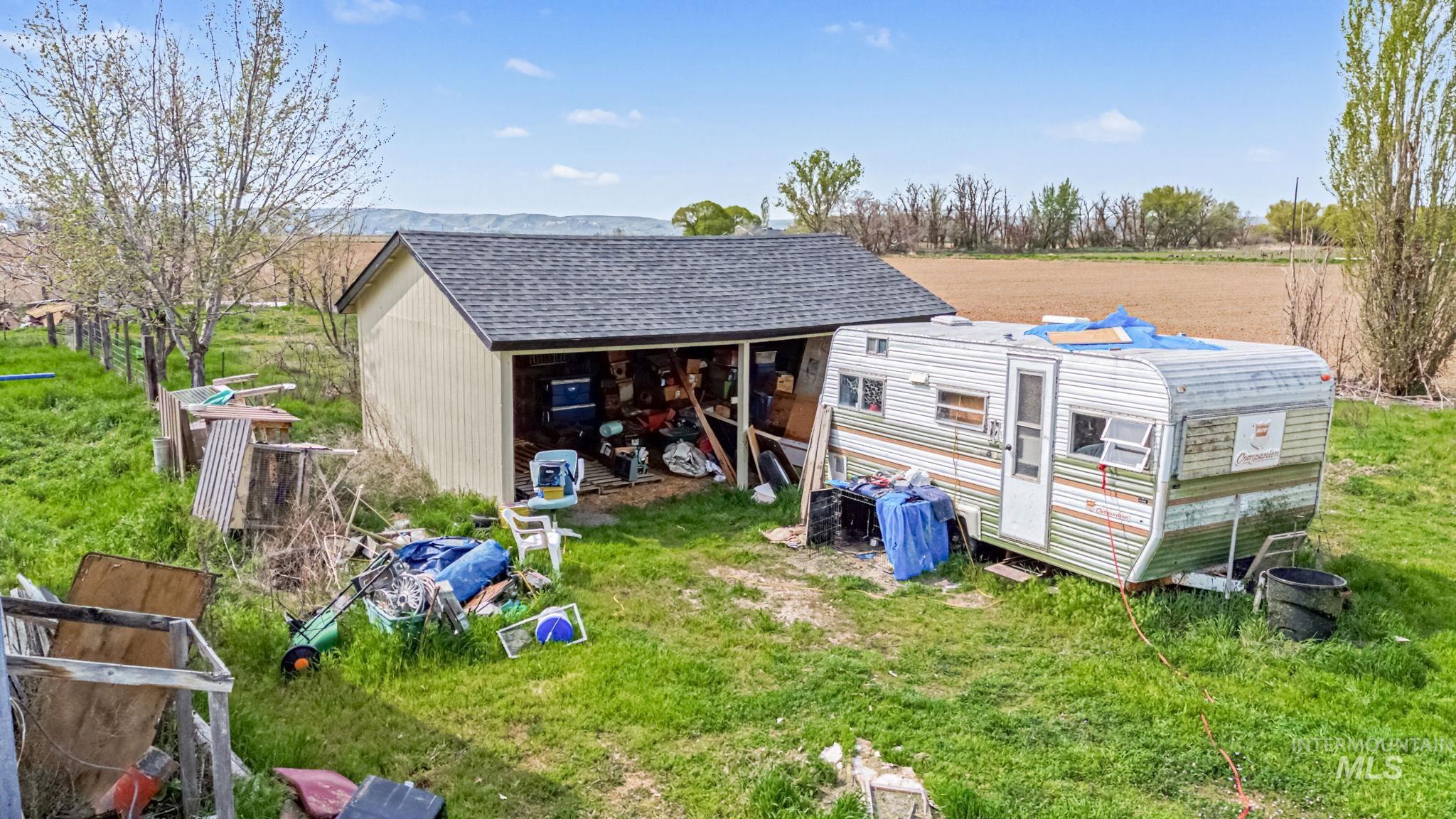 3505 W Idaho Blvd, Emmett, Idaho 83617, 4 Bedrooms, 4 Bathrooms, Residential For Sale, Price $999,000,MLS 98981992