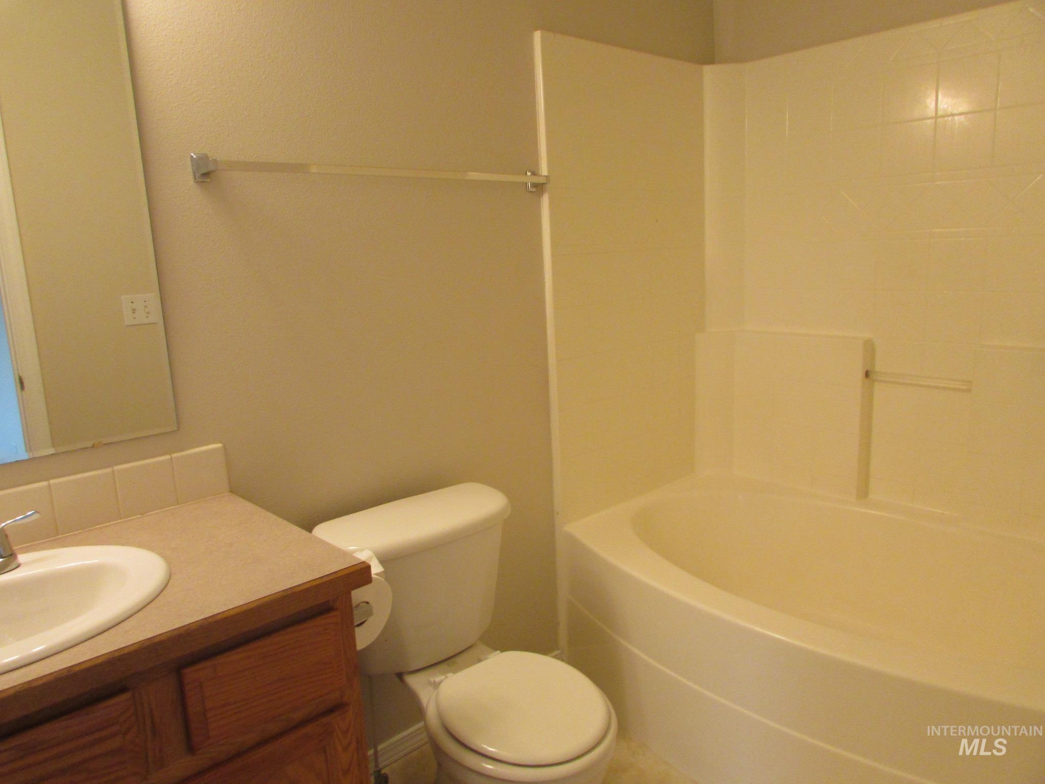 3812 Bismark Ave., Caldwell, Idaho 83605, 3 Bedrooms, 2 Bathrooms, Residential For Sale, Price $349,000, 98982006