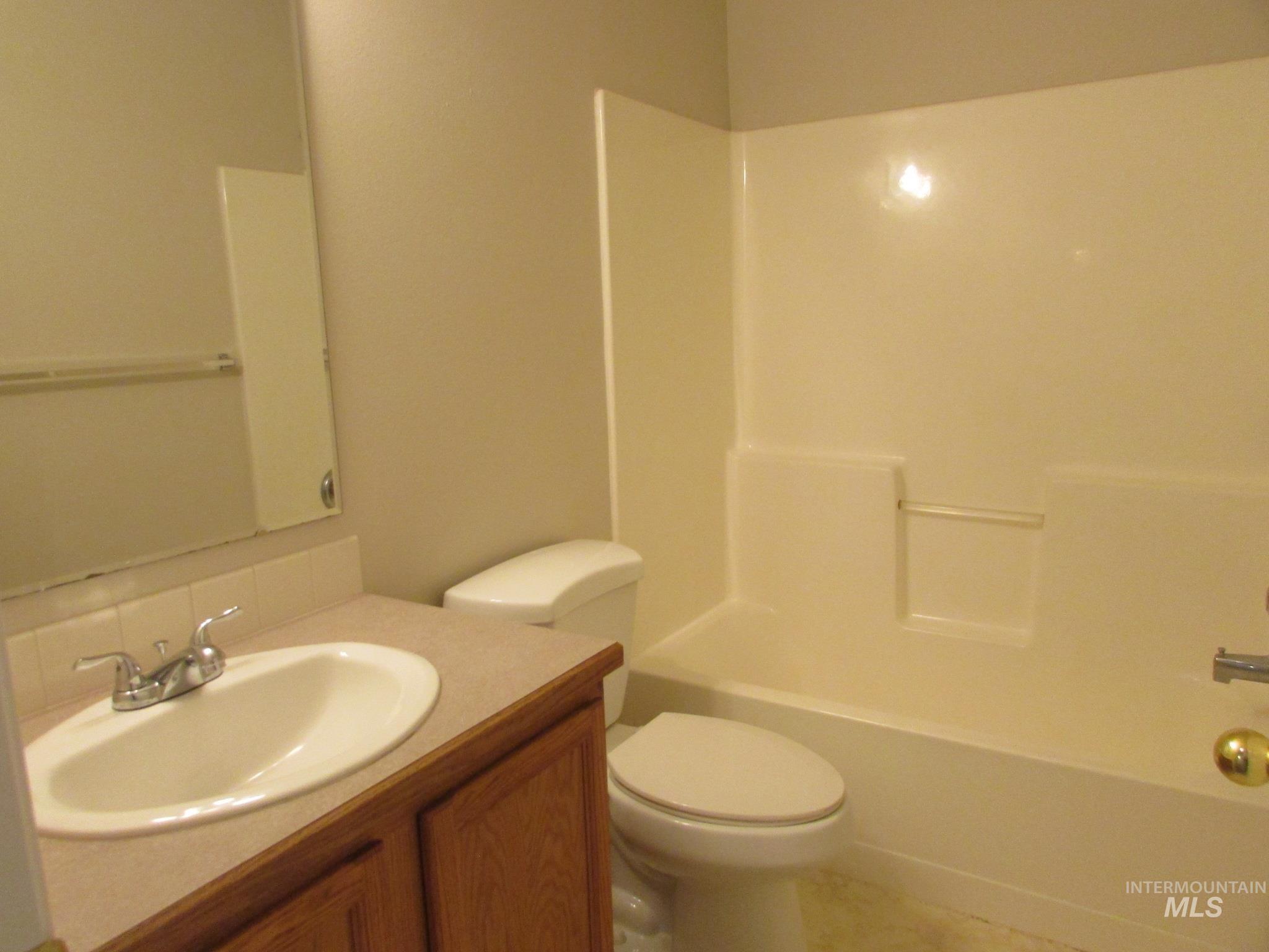 3812 Bismark Ave., Caldwell, Idaho 83605, 3 Bedrooms, 2 Bathrooms, Residential For Sale, Price $349,000, 98982006