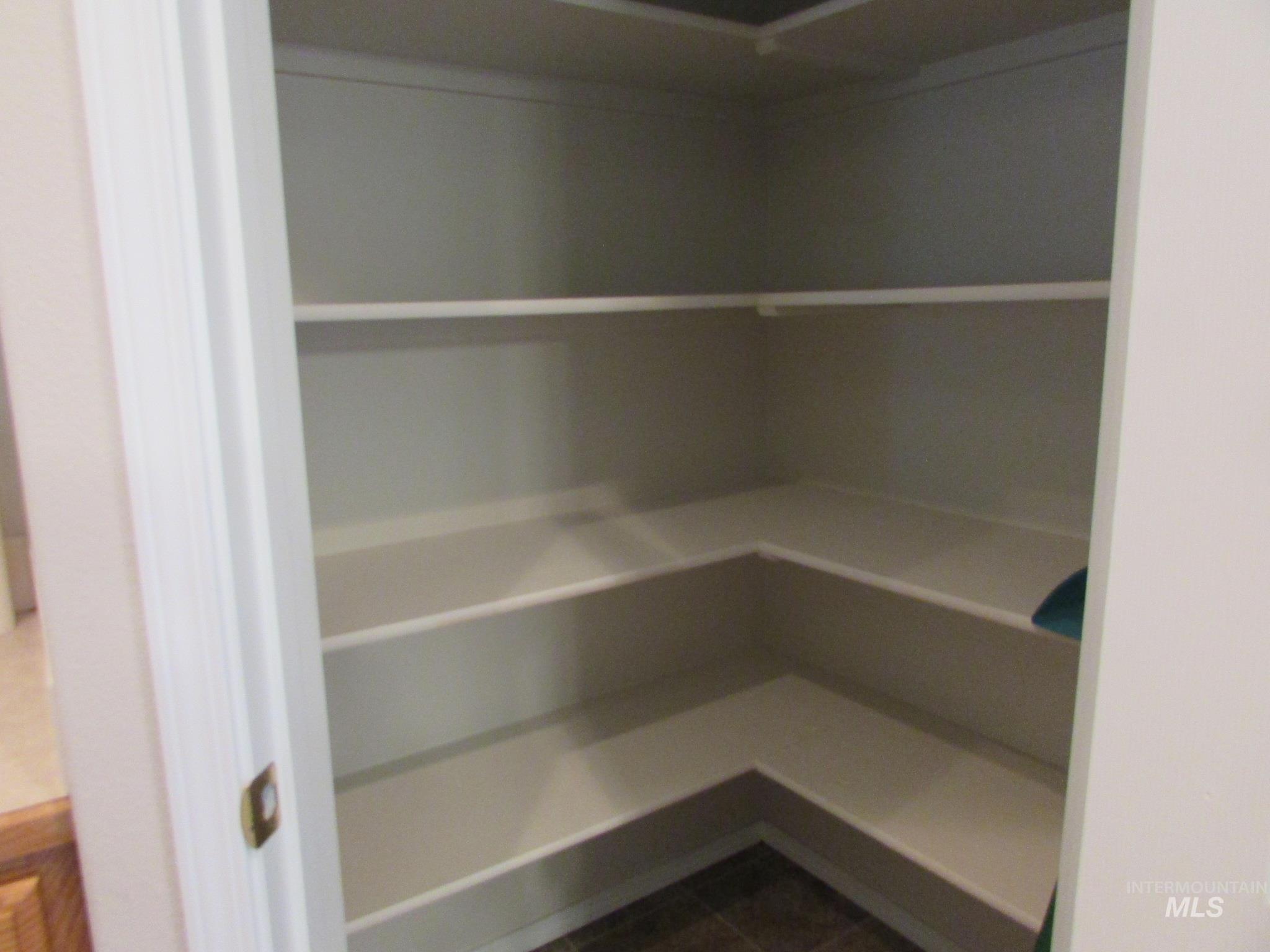 3812 Bismark Ave., Caldwell, Idaho 83605, 3 Bedrooms, 2 Bathrooms, Residential For Sale, Price $349,000, 98982006