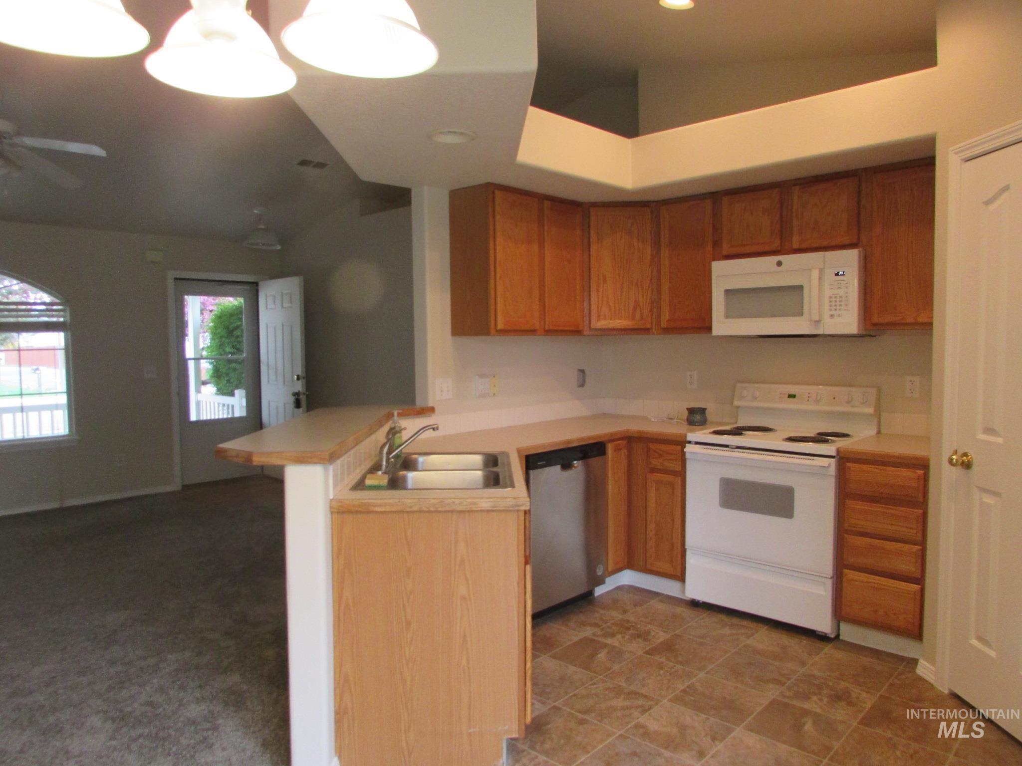 3812 Bismark Ave., Caldwell, Idaho 83605, 3 Bedrooms, 2 Bathrooms, Residential For Sale, Price $349,000, 98982006