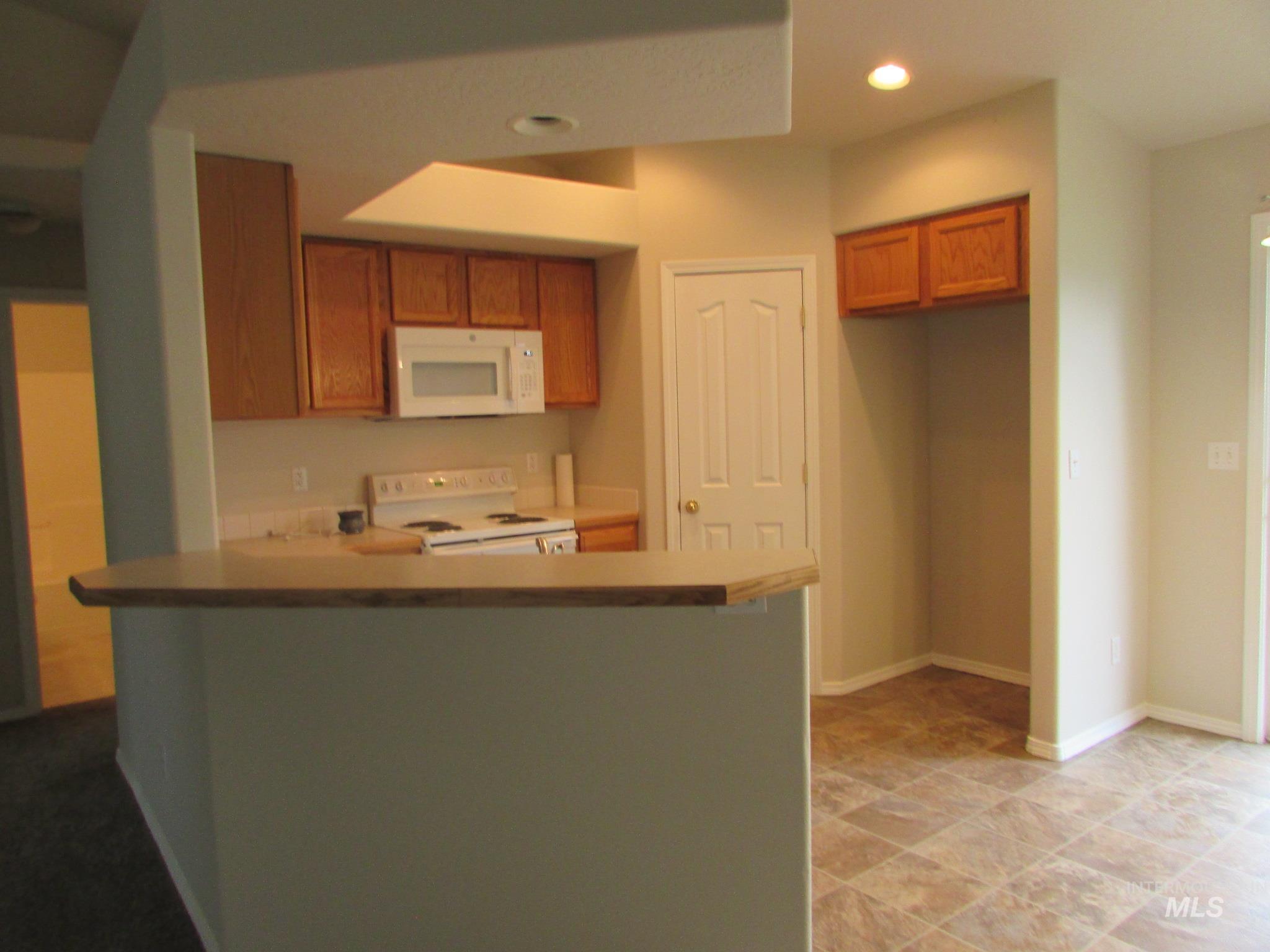 3812 Bismark Ave., Caldwell, Idaho 83605, 3 Bedrooms, 2 Bathrooms, Residential For Sale, Price $349,000, 98982006