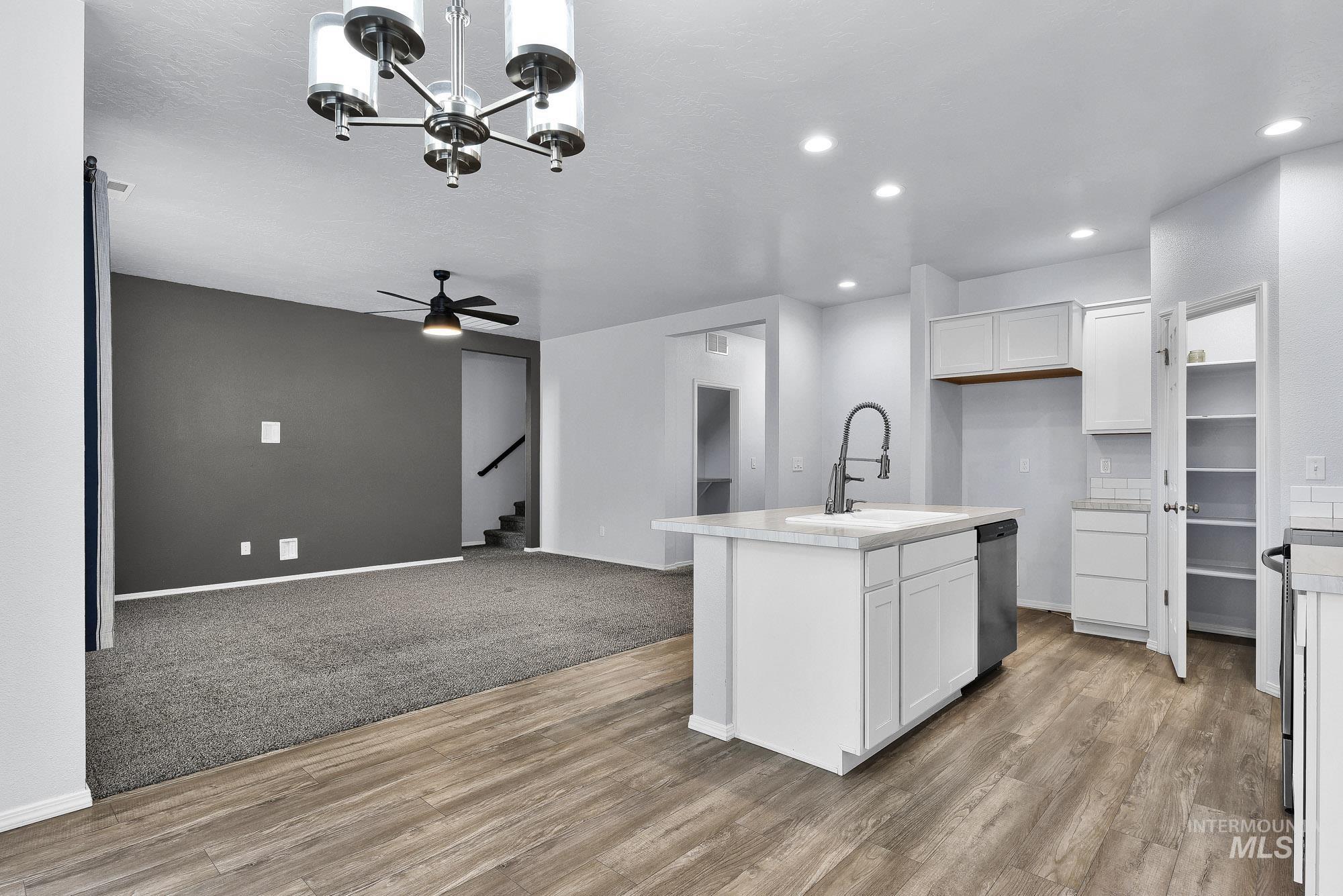 4578 W Silver River, Meridian, Idaho 83646, 3 Bedrooms, 2 Bathrooms, Residential For Sale, Price $455,000, 98982007