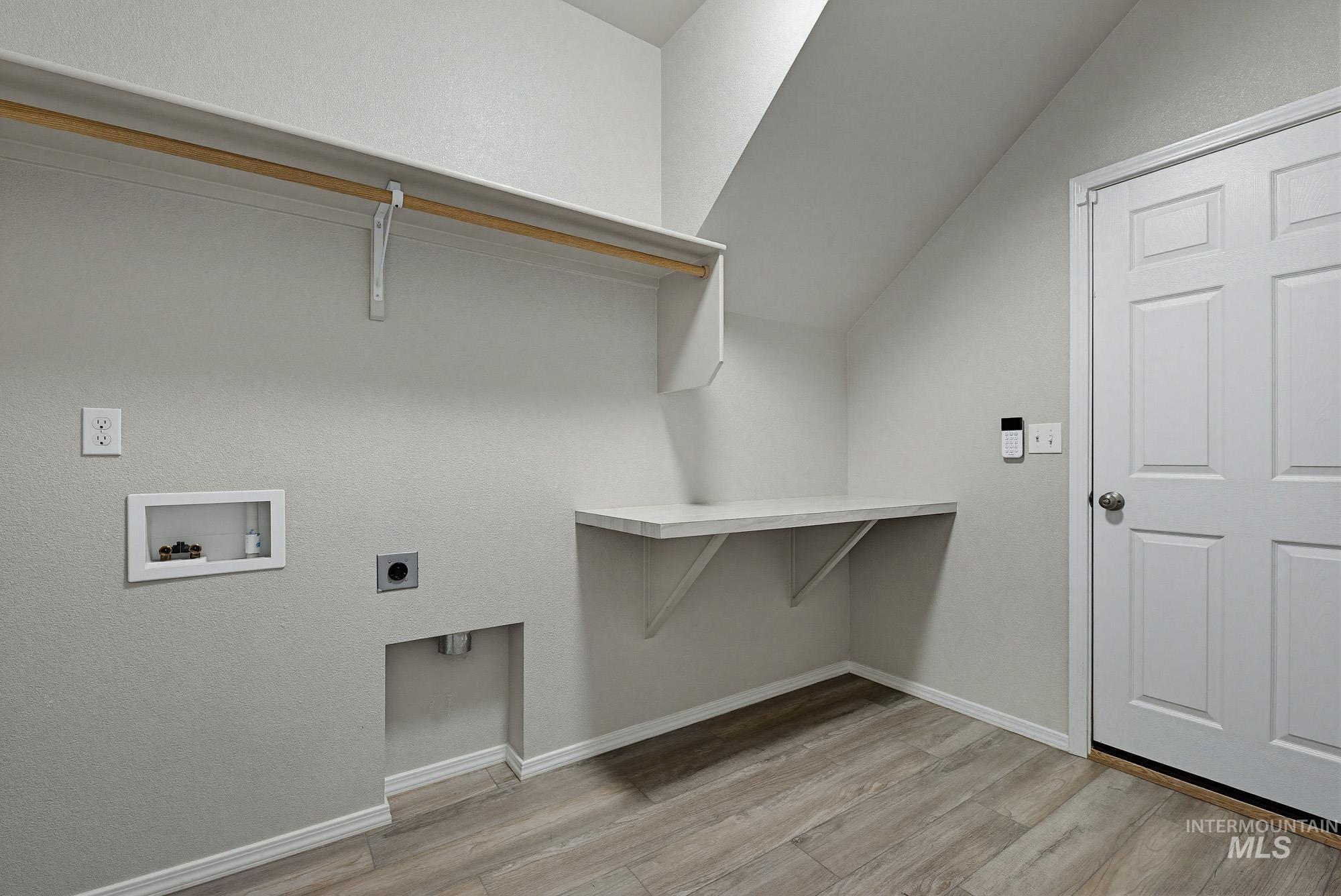 4578 W Silver River, Meridian, Idaho 83646, 3 Bedrooms, 2 Bathrooms, Residential For Sale, Price $455,000, 98982007