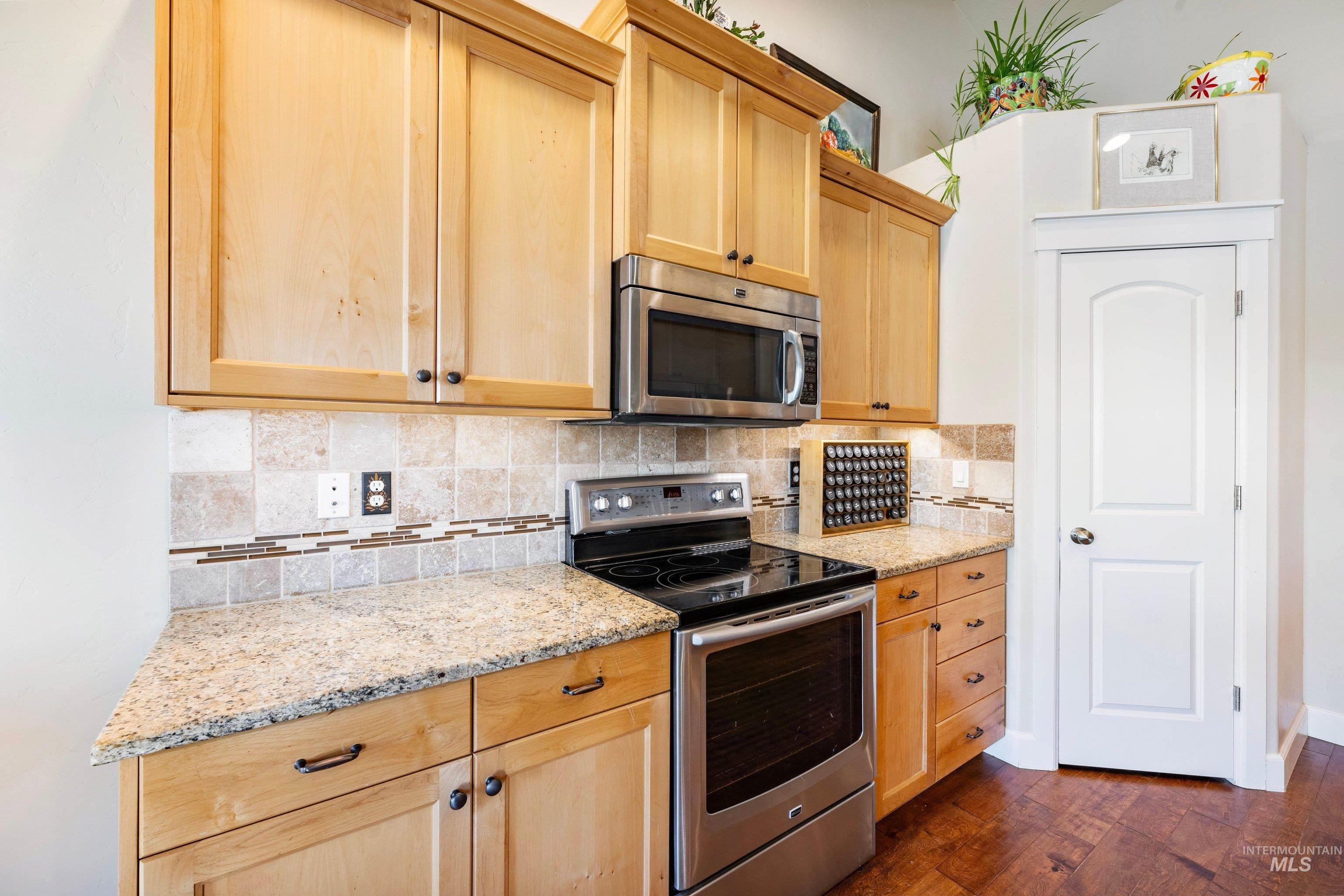 4114 S Draco CT, Nampa, Idaho 83686, 3 Bedrooms, 2 Bathrooms, Residential For Sale, Price $420,000, 98982009