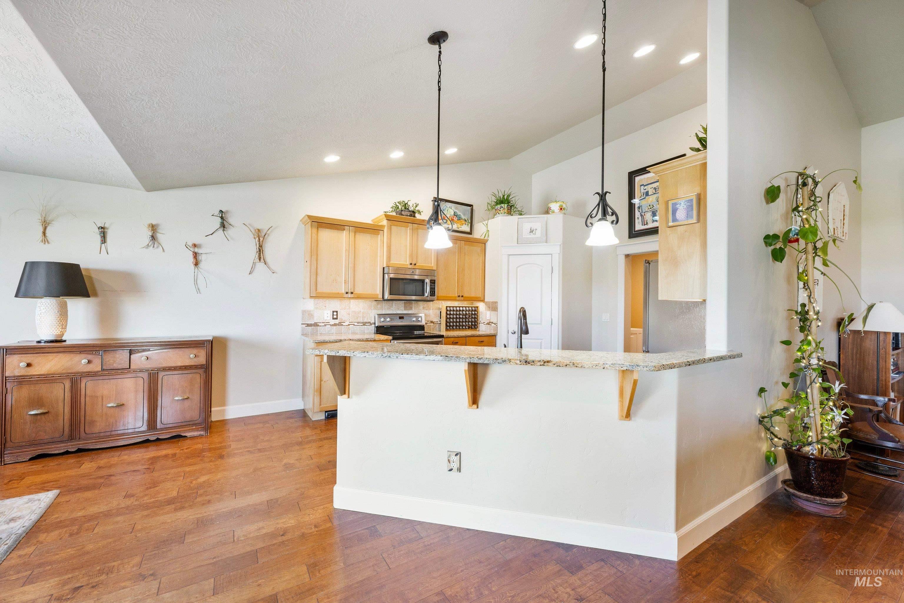 4114 S Draco CT, Nampa, Idaho 83686, 3 Bedrooms, 2 Bathrooms, Residential For Sale, Price $420,000, 98982009