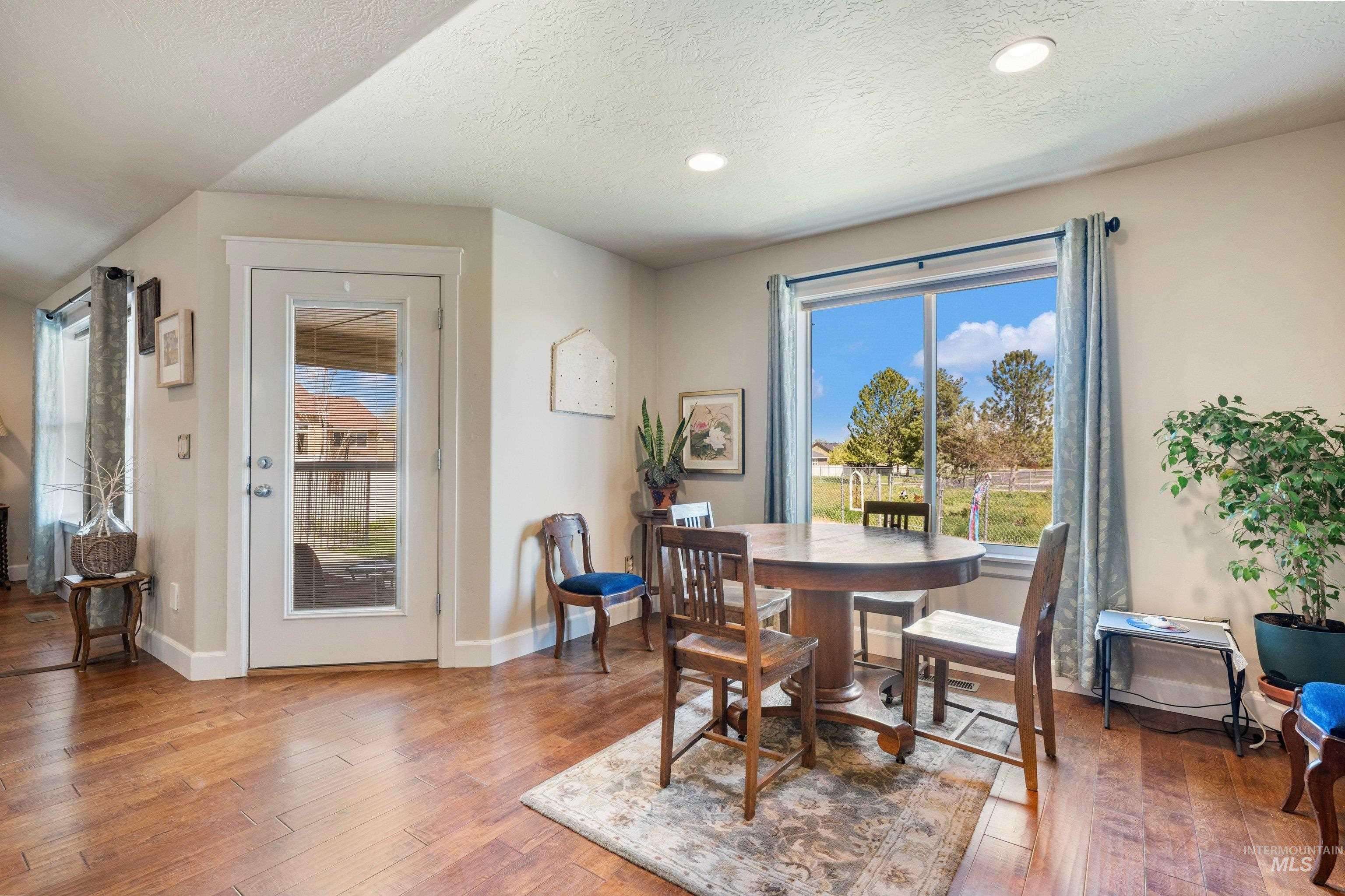 4114 S Draco CT, Nampa, Idaho 83686, 3 Bedrooms, 2 Bathrooms, Residential For Sale, Price $420,000, 98982009