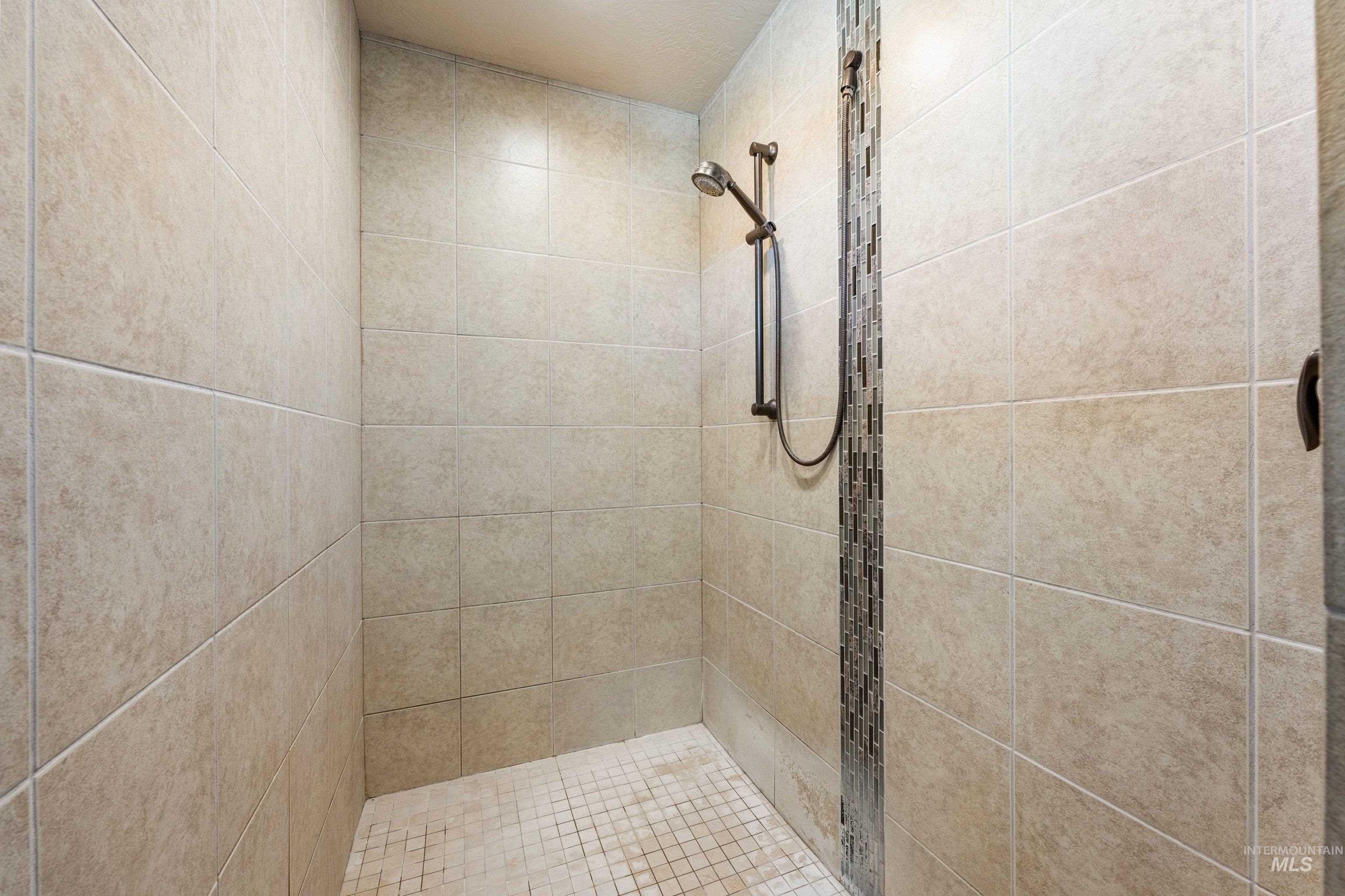 4114 S Draco CT, Nampa, Idaho 83686, 3 Bedrooms, 2 Bathrooms, Residential For Sale, Price $420,000, 98982009