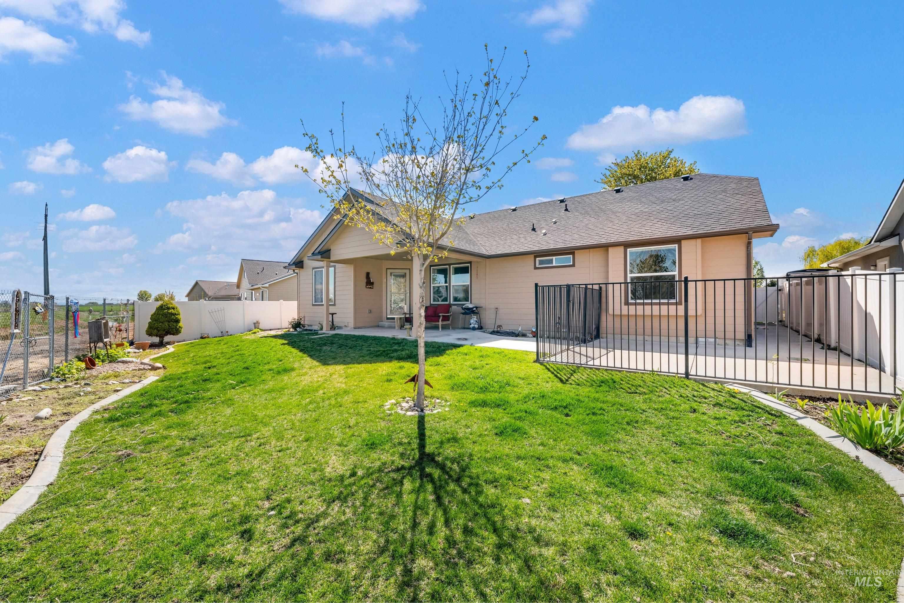 4114 S Draco CT, Nampa, Idaho 83686, 3 Bedrooms, 2 Bathrooms, Residential For Sale, Price $420,000, 98982009