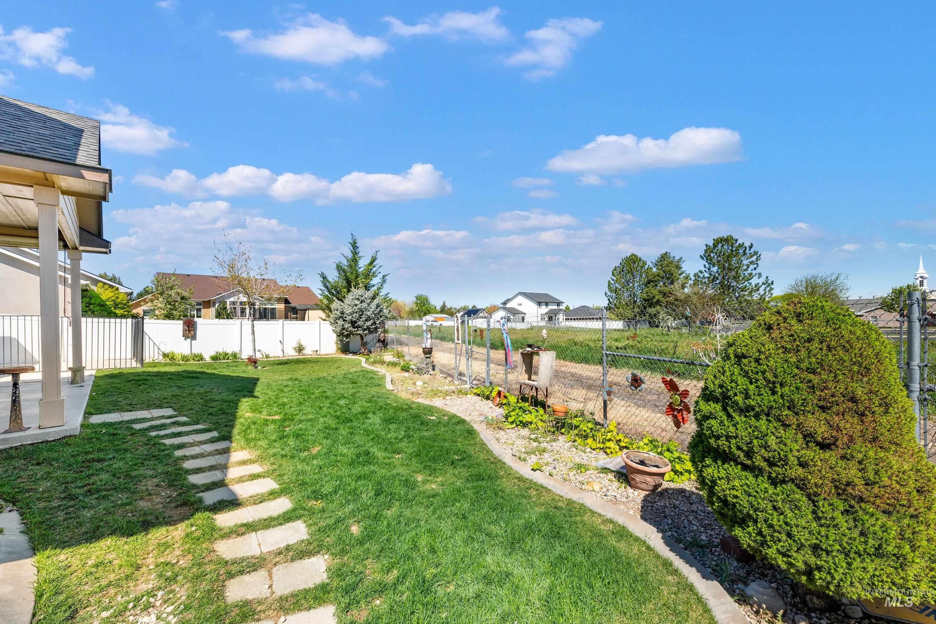 4114 S Draco CT, Nampa, Idaho 83686, 3 Bedrooms, 2 Bathrooms, Residential For Sale, Price $420,000, 98982009