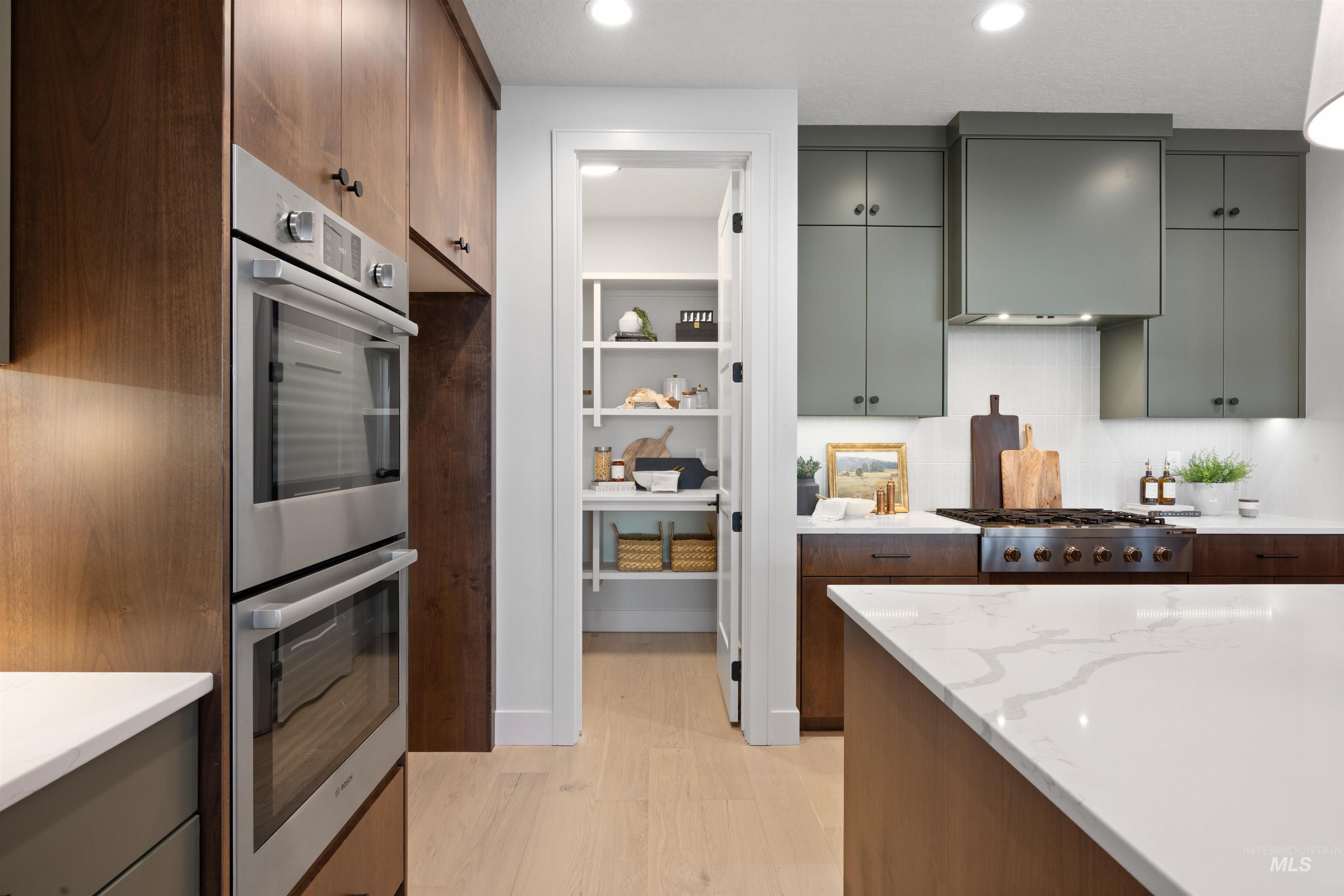 7232 N Firhill Pl, Eagle, Idaho 83616, 4 Bedrooms, 2.5 Bathrooms, Residential For Sale, Price $1,024,500, 98982012