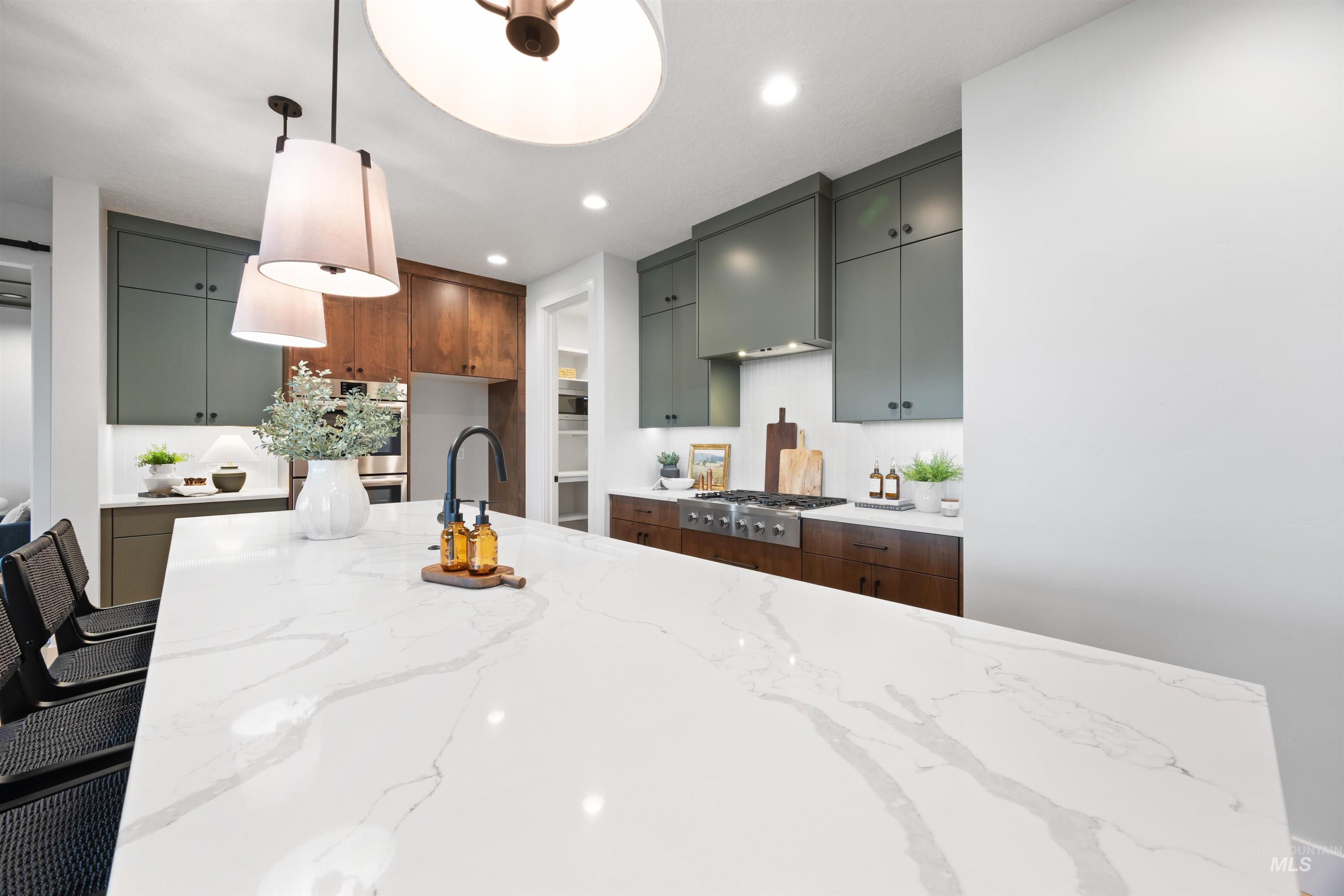 7232 N Firhill Pl, Eagle, Idaho 83616, 4 Bedrooms, 2.5 Bathrooms, Residential For Sale, Price $1,024,500, 98982012