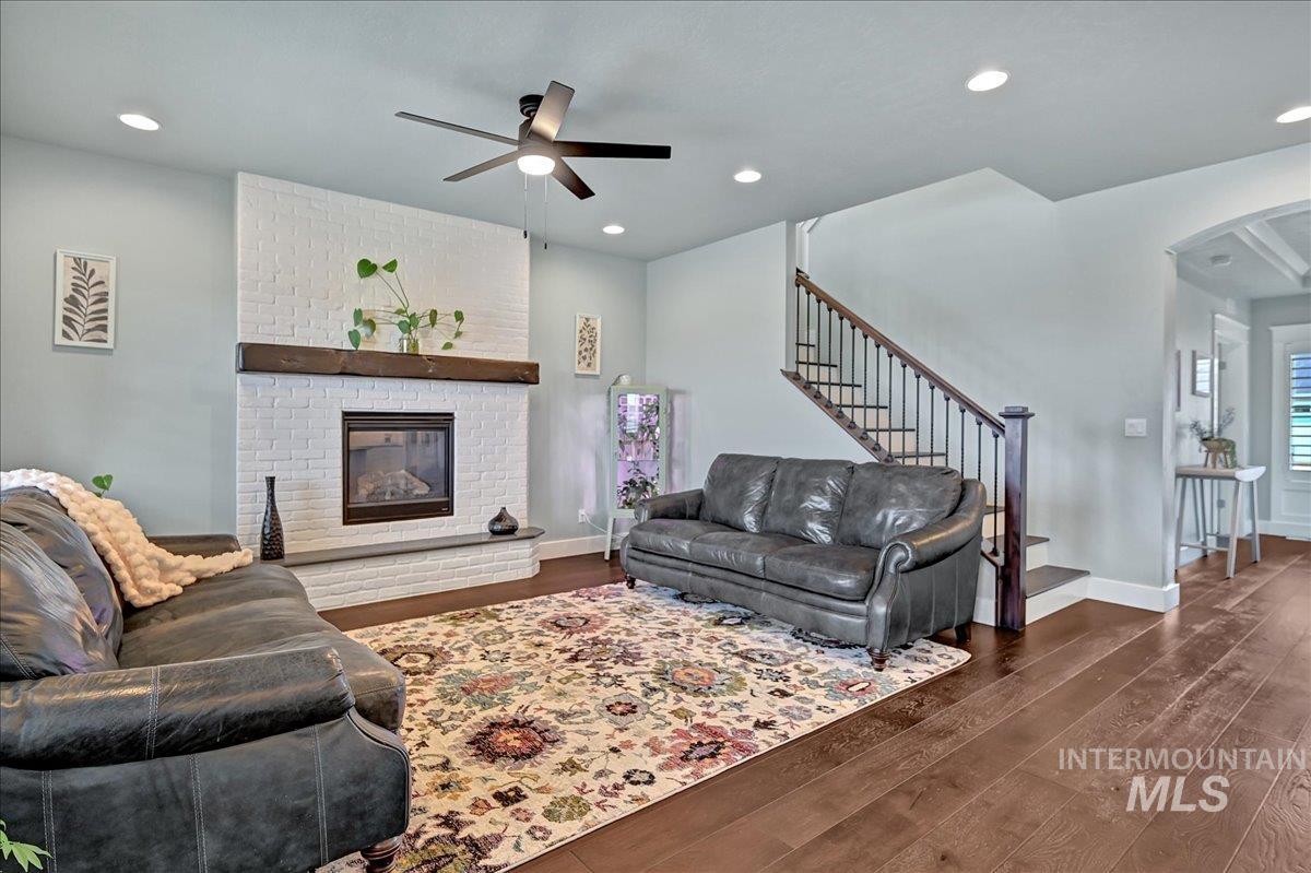 7713 S Wagons West Avenue, Boise, Idaho 83716, 4 Bedrooms, 2.5 Bathrooms, Residential For Sale, Price $679,000, 98982013